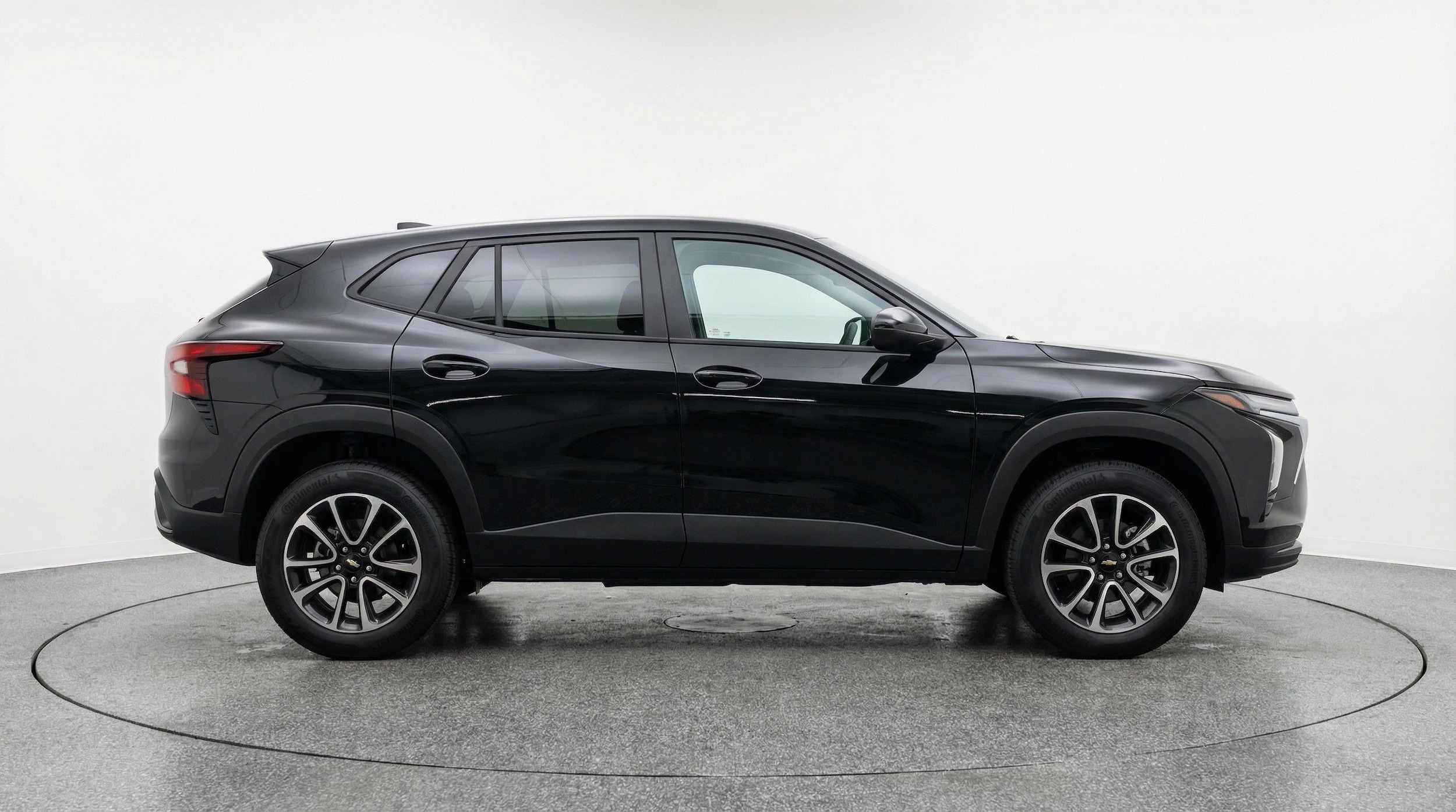 Thumbnail: 2025 Chevrolet TrailBlazer - 10