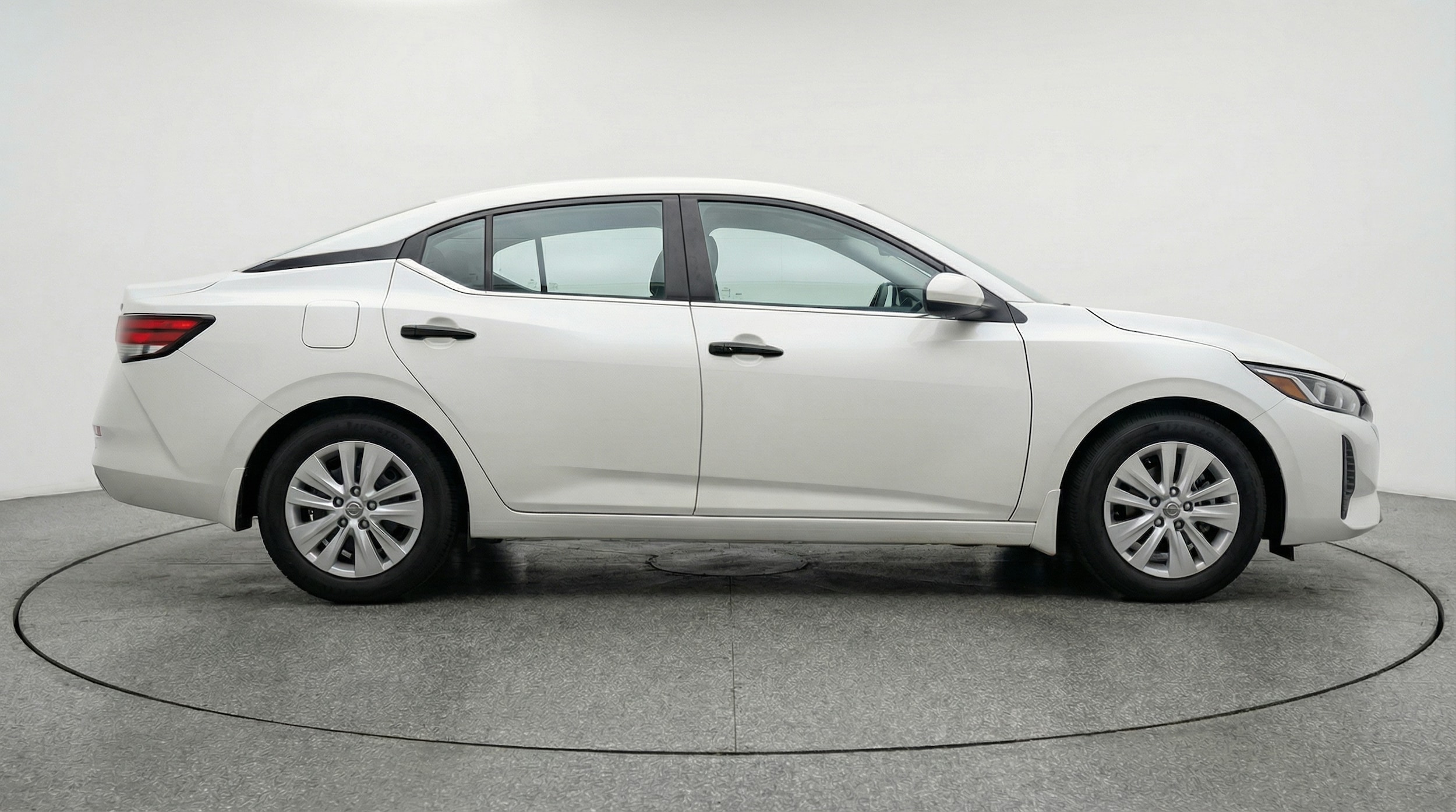 Thumbnail: 2025 Nissan Sentra - 8
