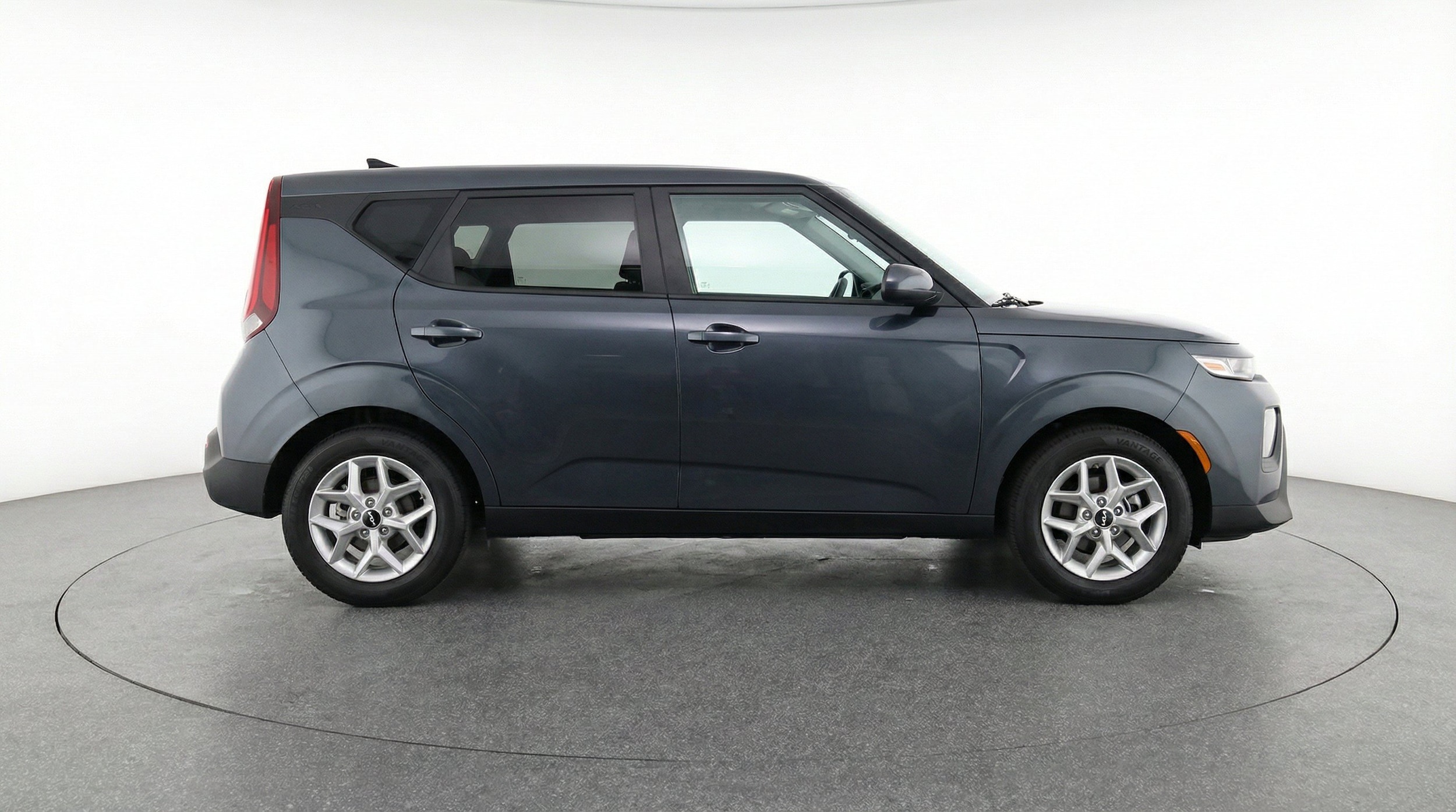 Thumbnail: 2025 Kia Soul - 10