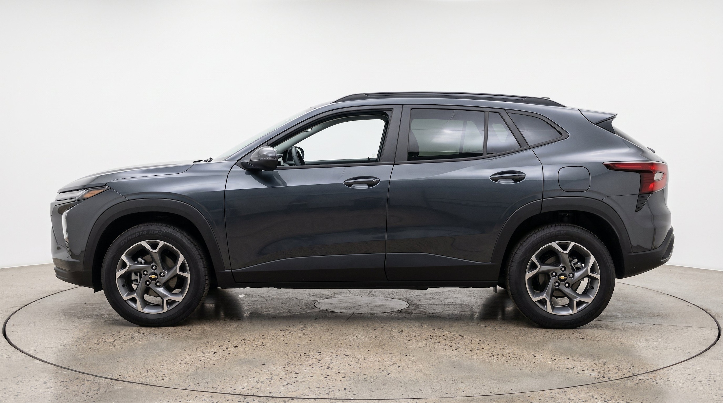 Thumbnail: 2025 Chevrolet Trax - 5