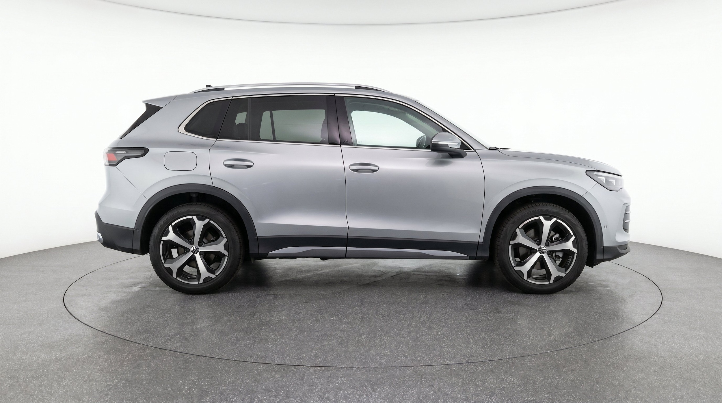 Thumbnail: 2026 Volkswagen Tiguan - 10
