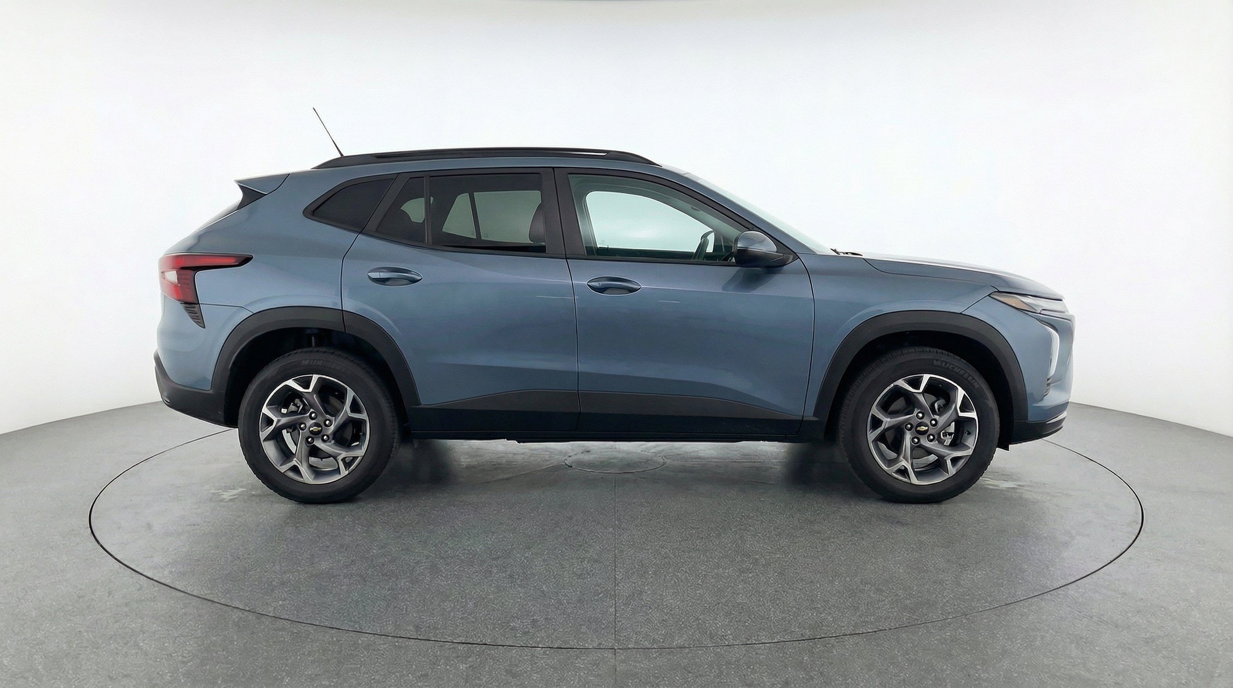 Thumbnail: 2025 Chevrolet Trax - 10