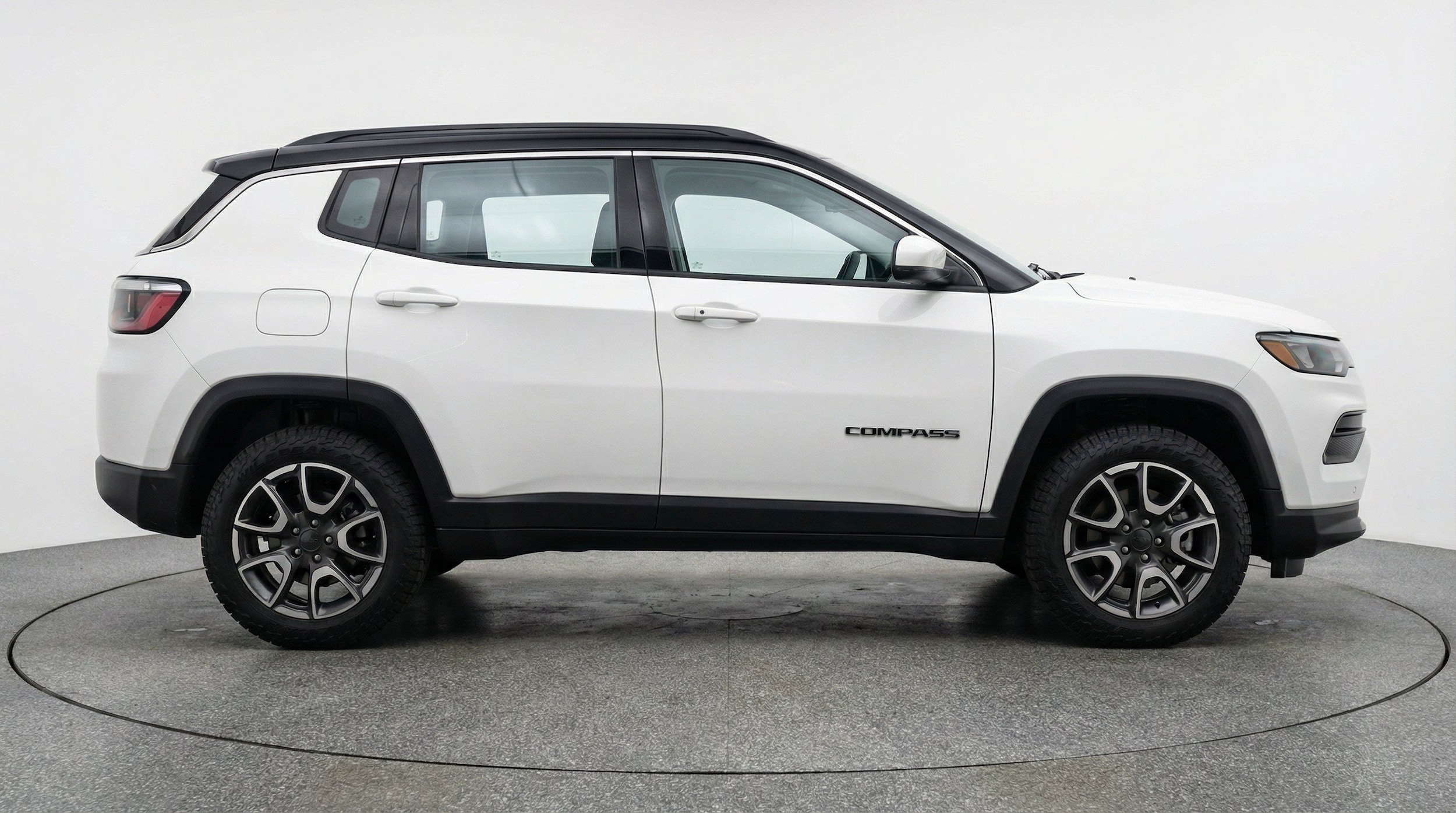 Thumbnail: 2025 Jeep Compass - 10