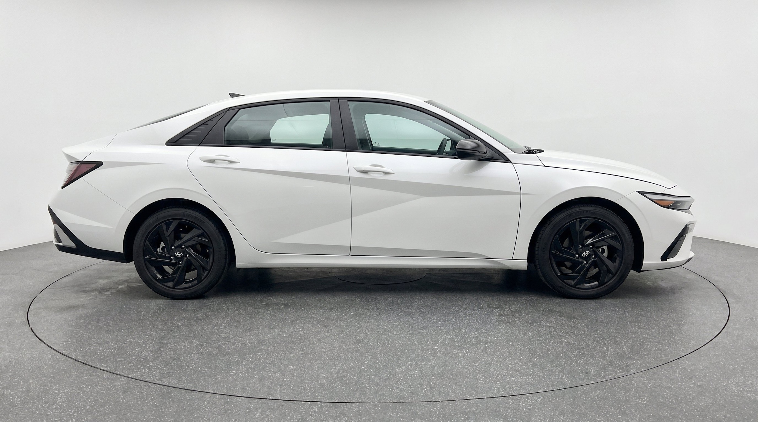 Thumbnail: 2026 Hyundai Elantra - 10