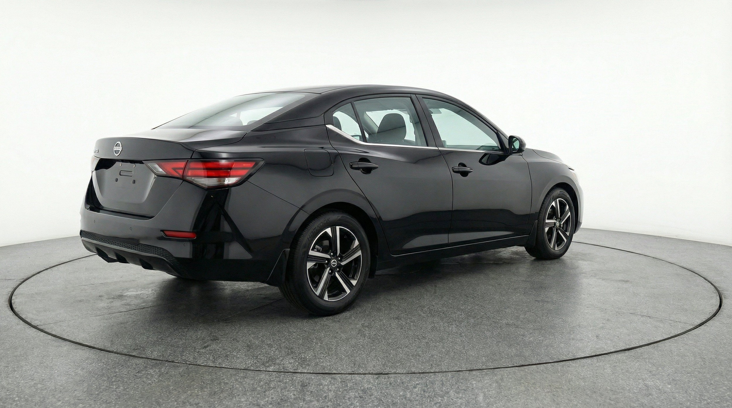 Thumbnail: 2025 Nissan Sentra - 9