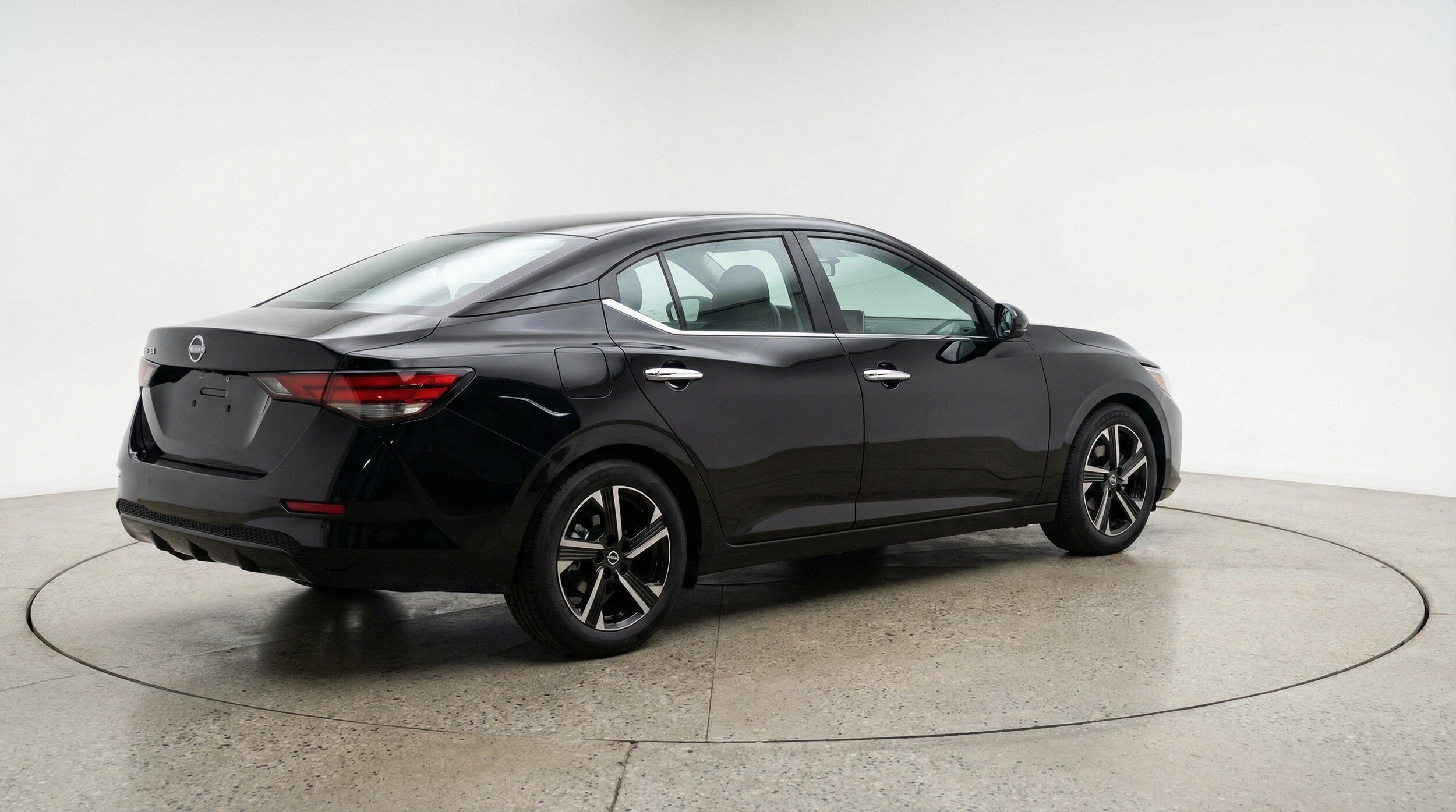 Thumbnail: 2025 Nissan Sentra - 9