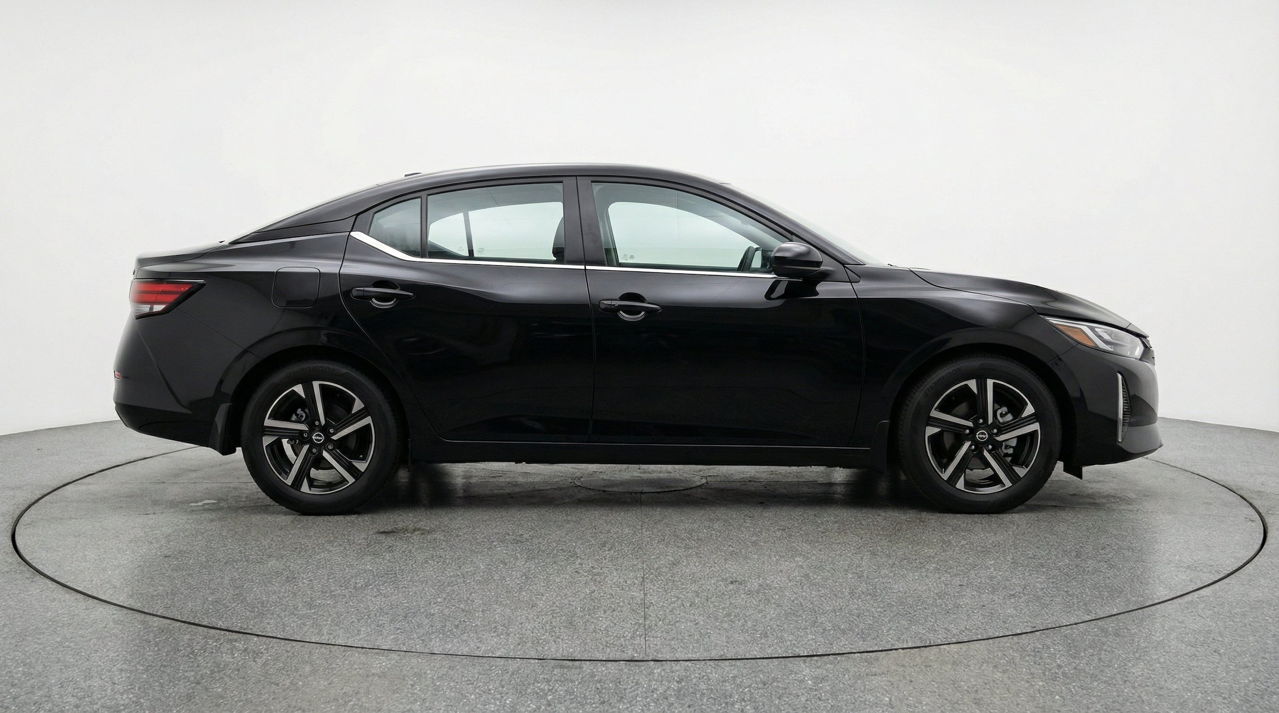 Thumbnail: 2025 Nissan Sentra - 11