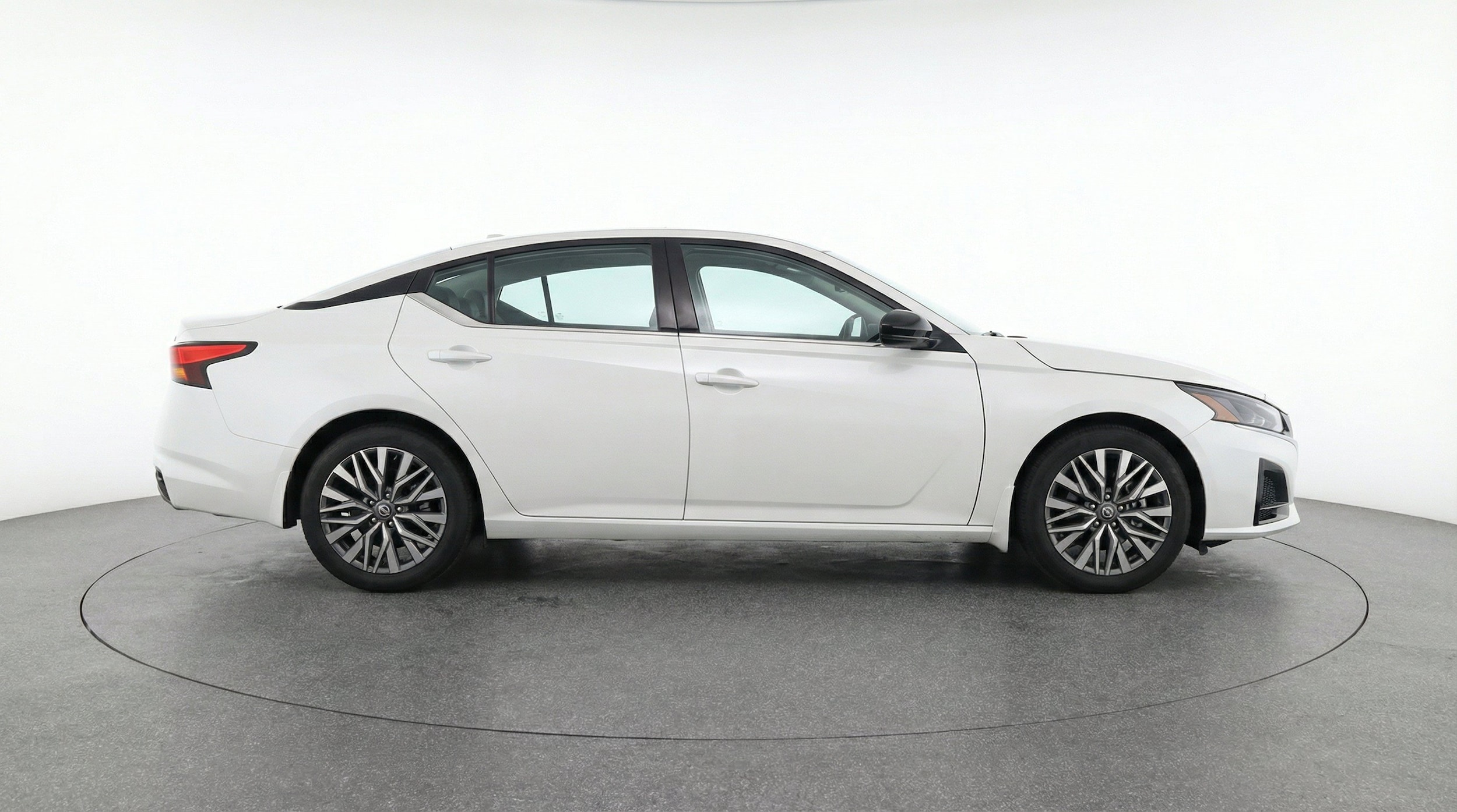 Thumbnail: 2025 Nissan Altima - 11