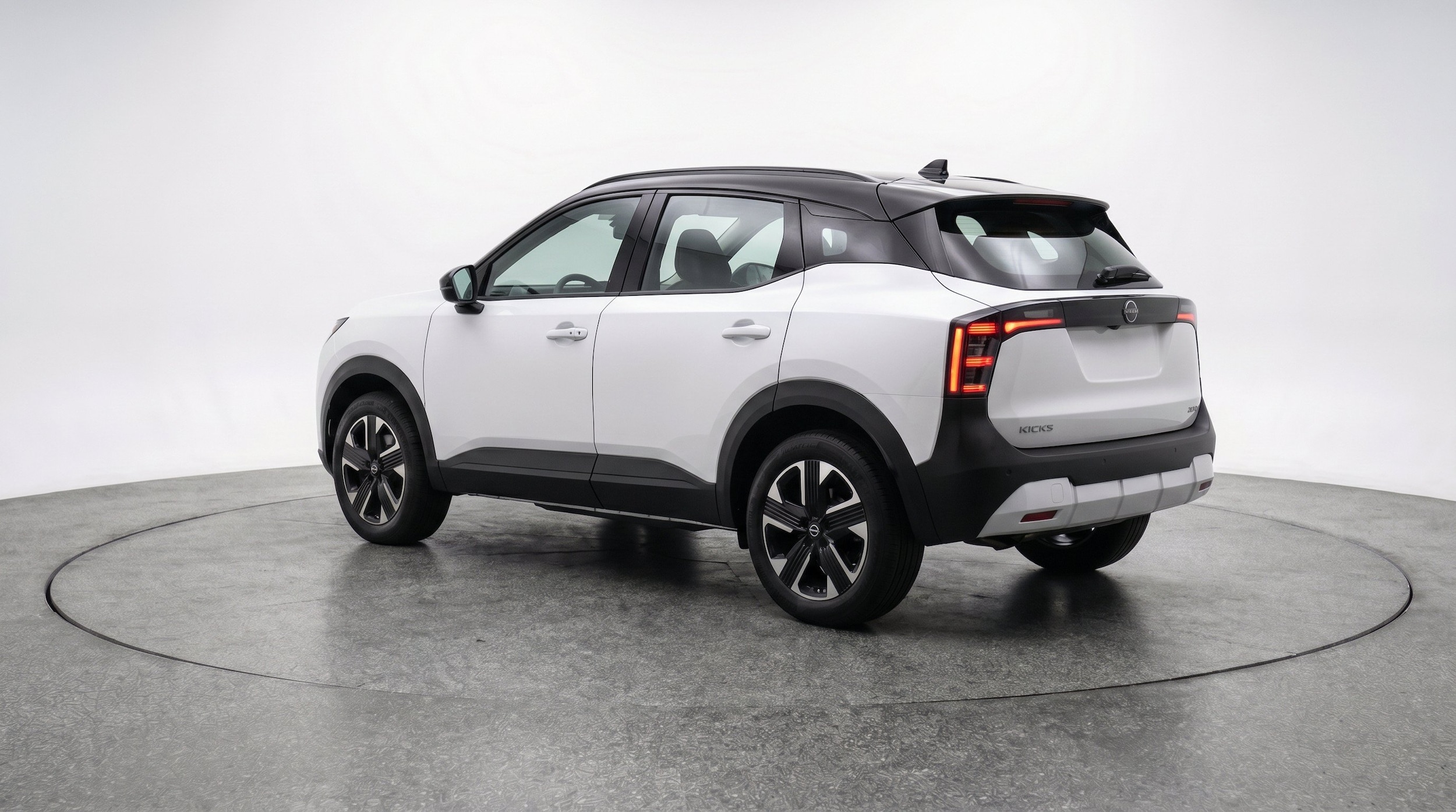Thumbnail: 2026 Nissan Kicks - 6