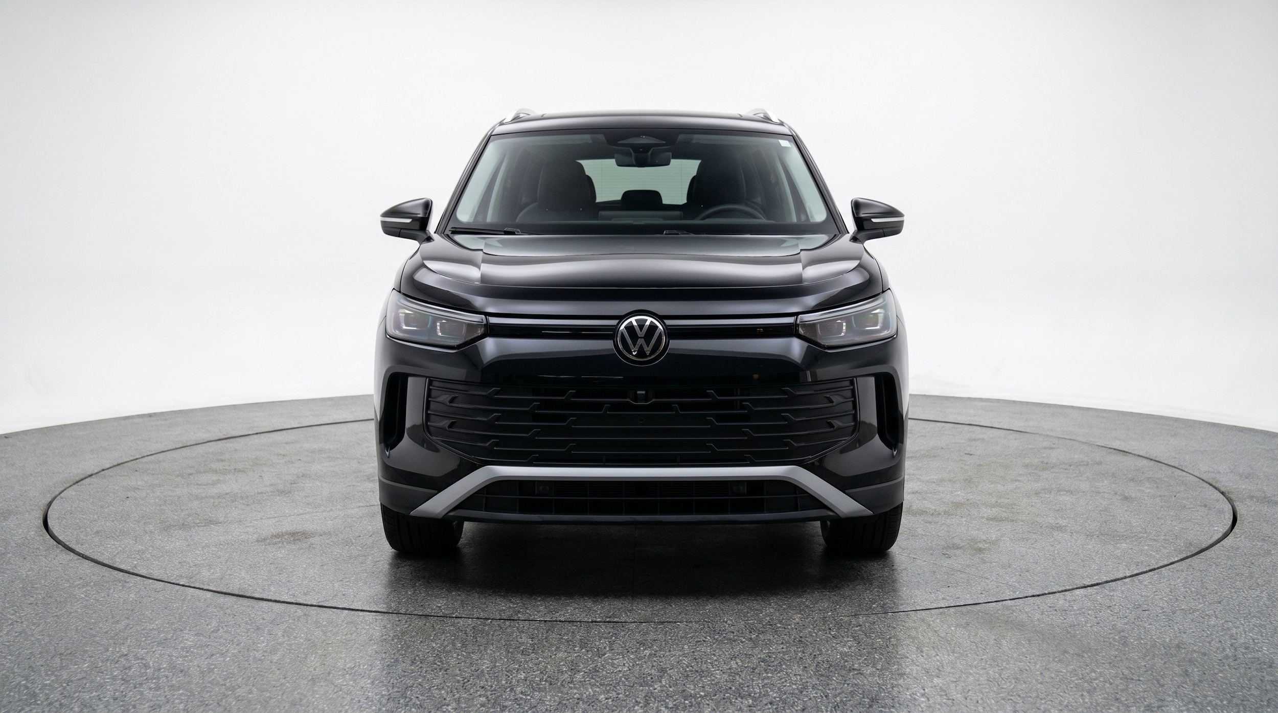 Thumbnail: 2026 Volkswagen Tiguan - 2