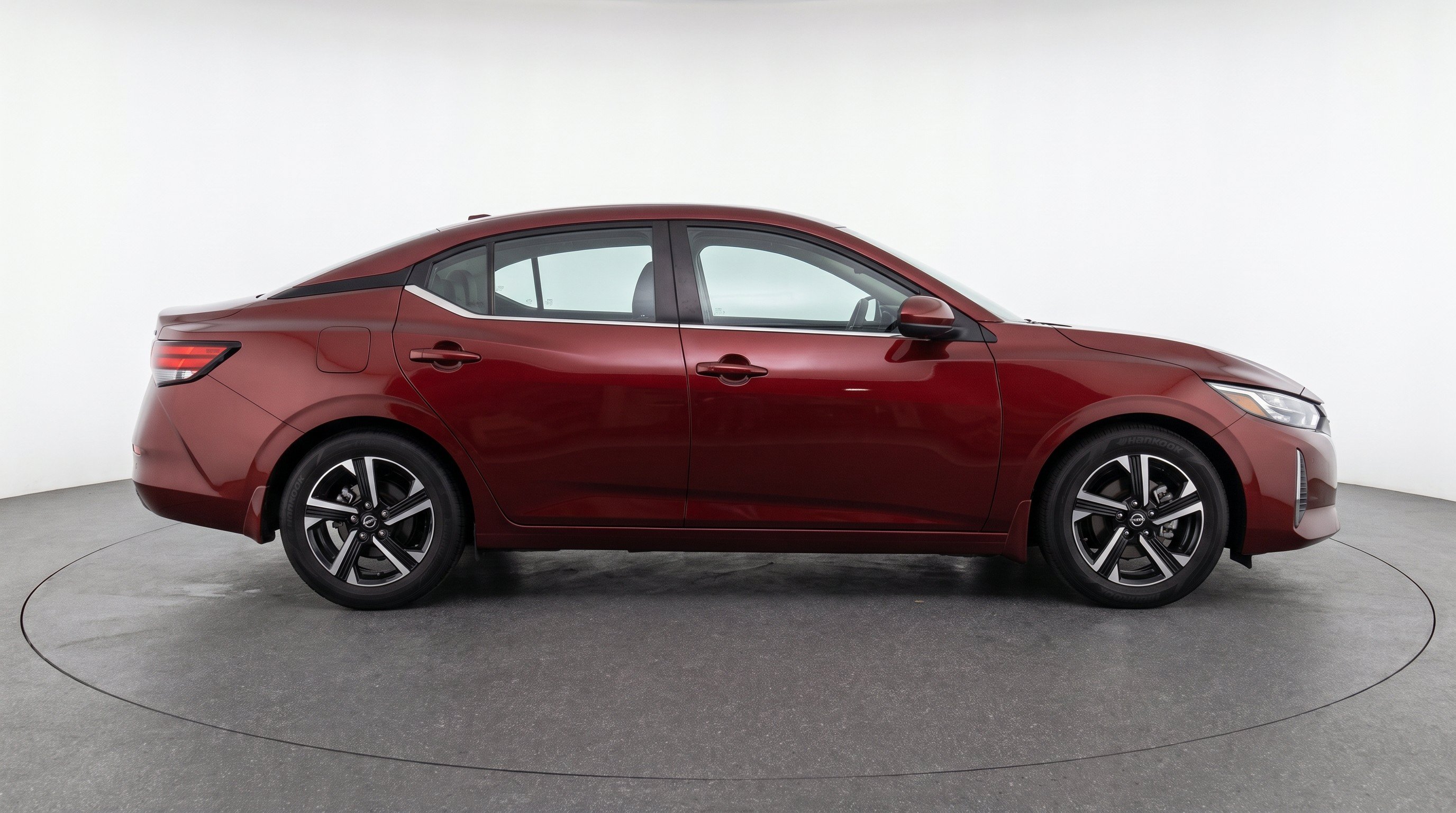 Thumbnail: 2025 Nissan Sentra - 10