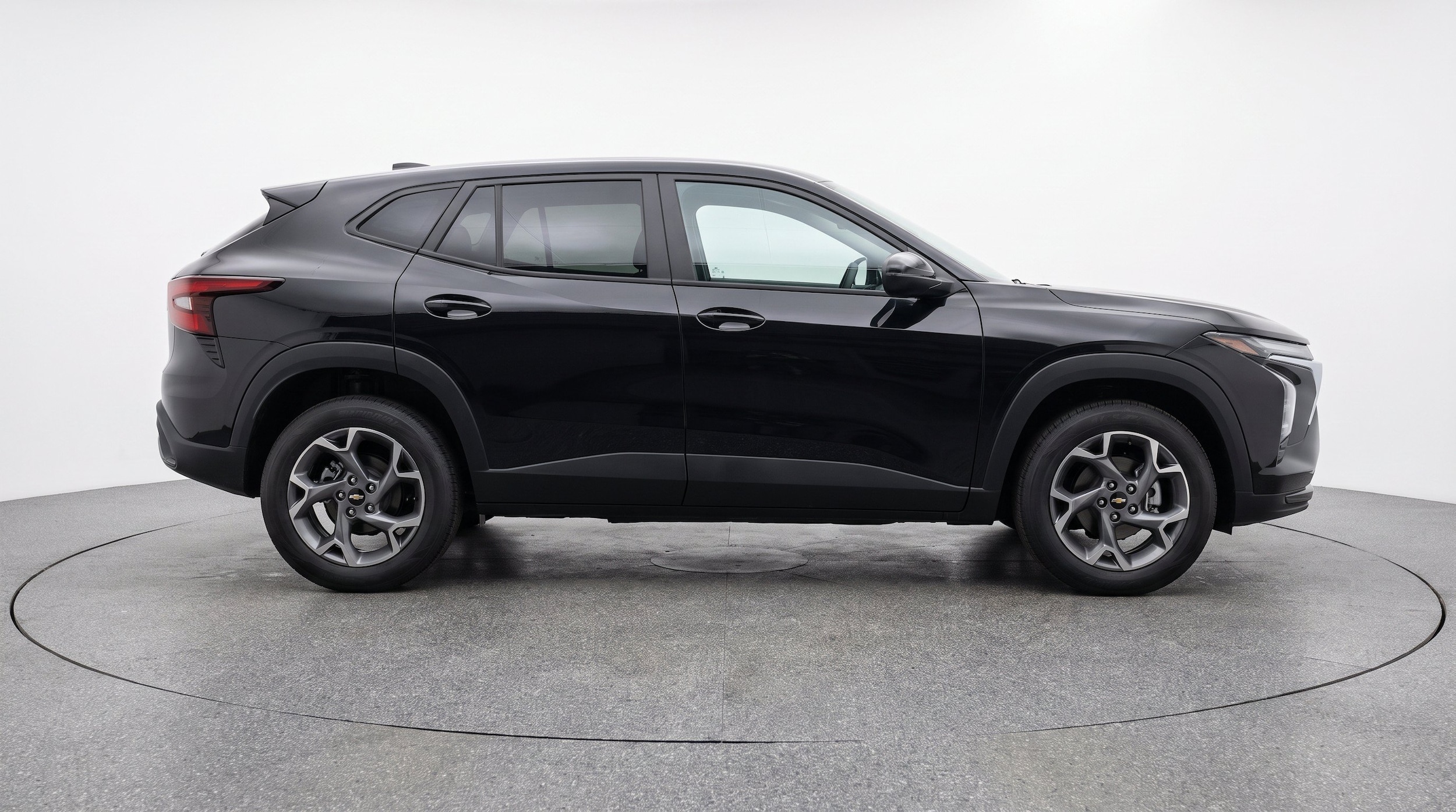 Thumbnail: 2025 Chevrolet Trax - 10