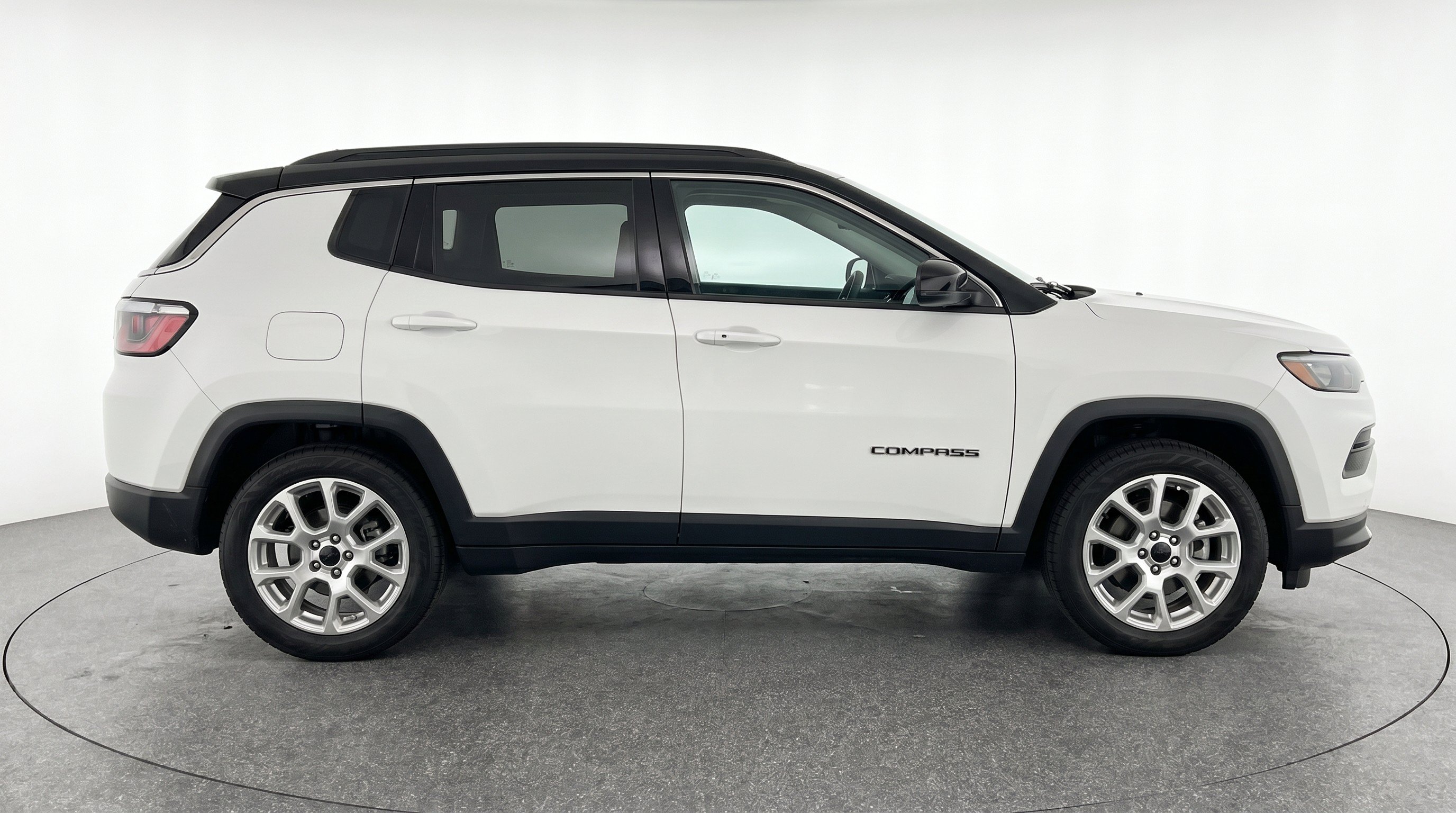 Thumbnail: 2025 Jeep Compass - 10