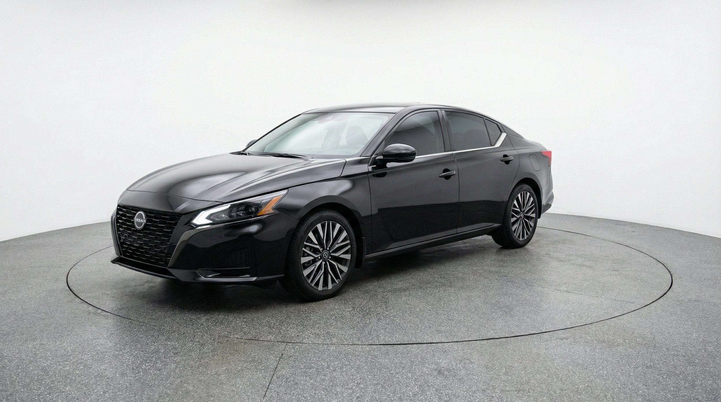 Thumbnail: 2025 Nissan Altima - 3