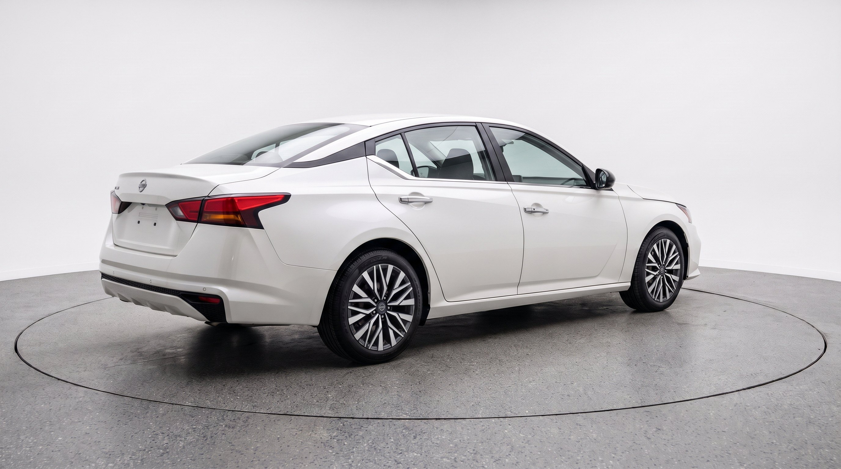 Thumbnail: 2025 Nissan Altima - 9
