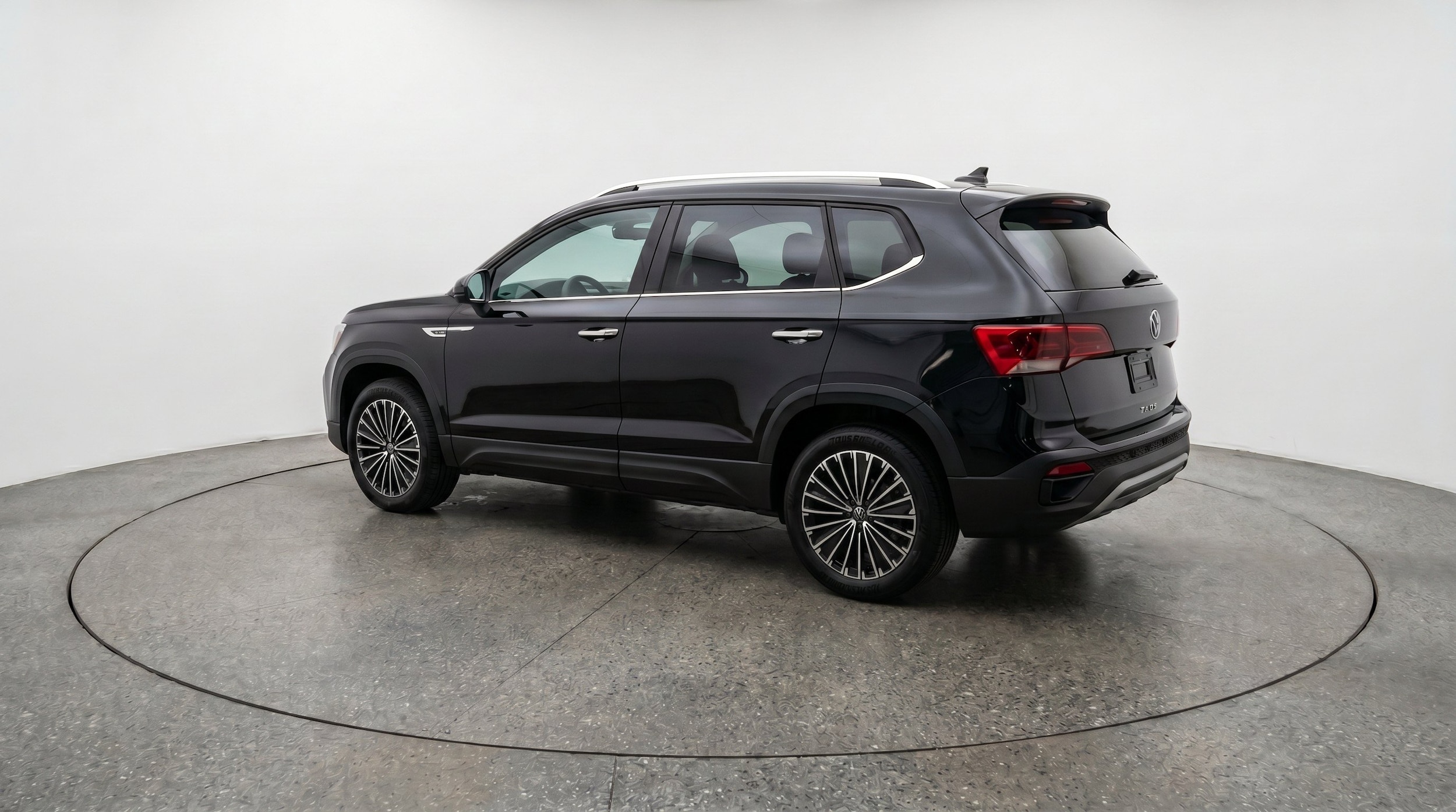 Thumbnail: 2026 Volkswagen Taos - 6
