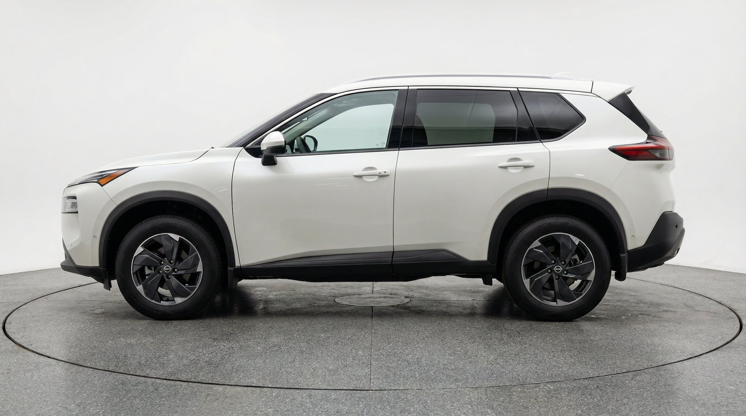 Thumbnail: 2026 Nissan Rogue - 5