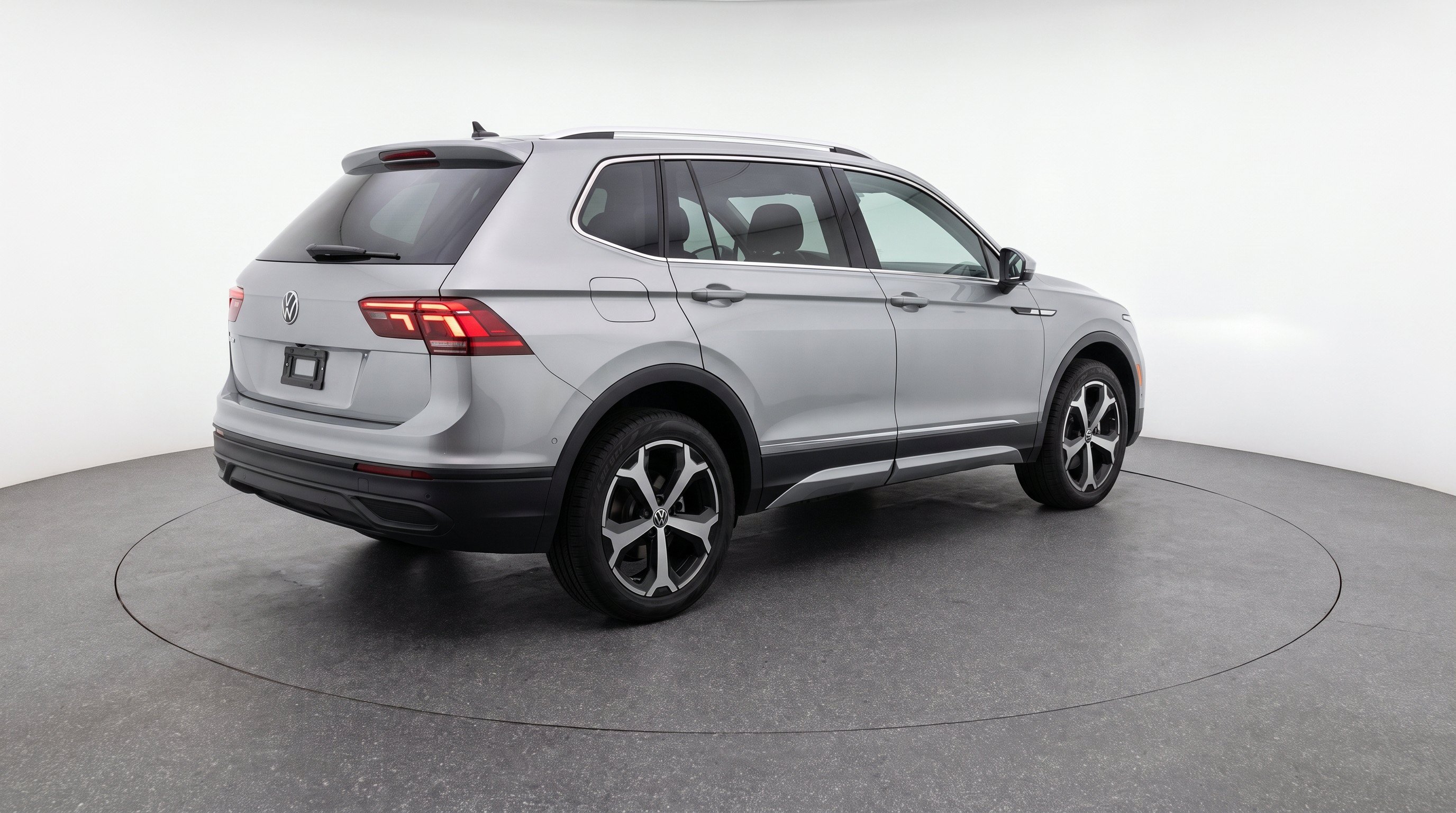 Thumbnail: 2026 Volkswagen Tiguan - 9