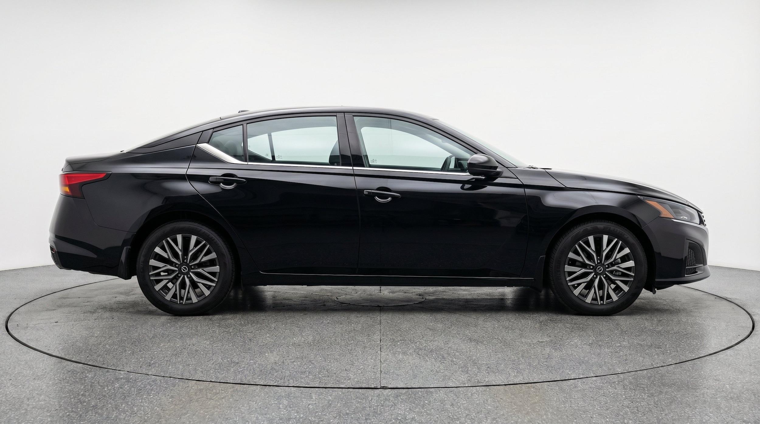 Thumbnail: 2026 Nissan Altima - 10