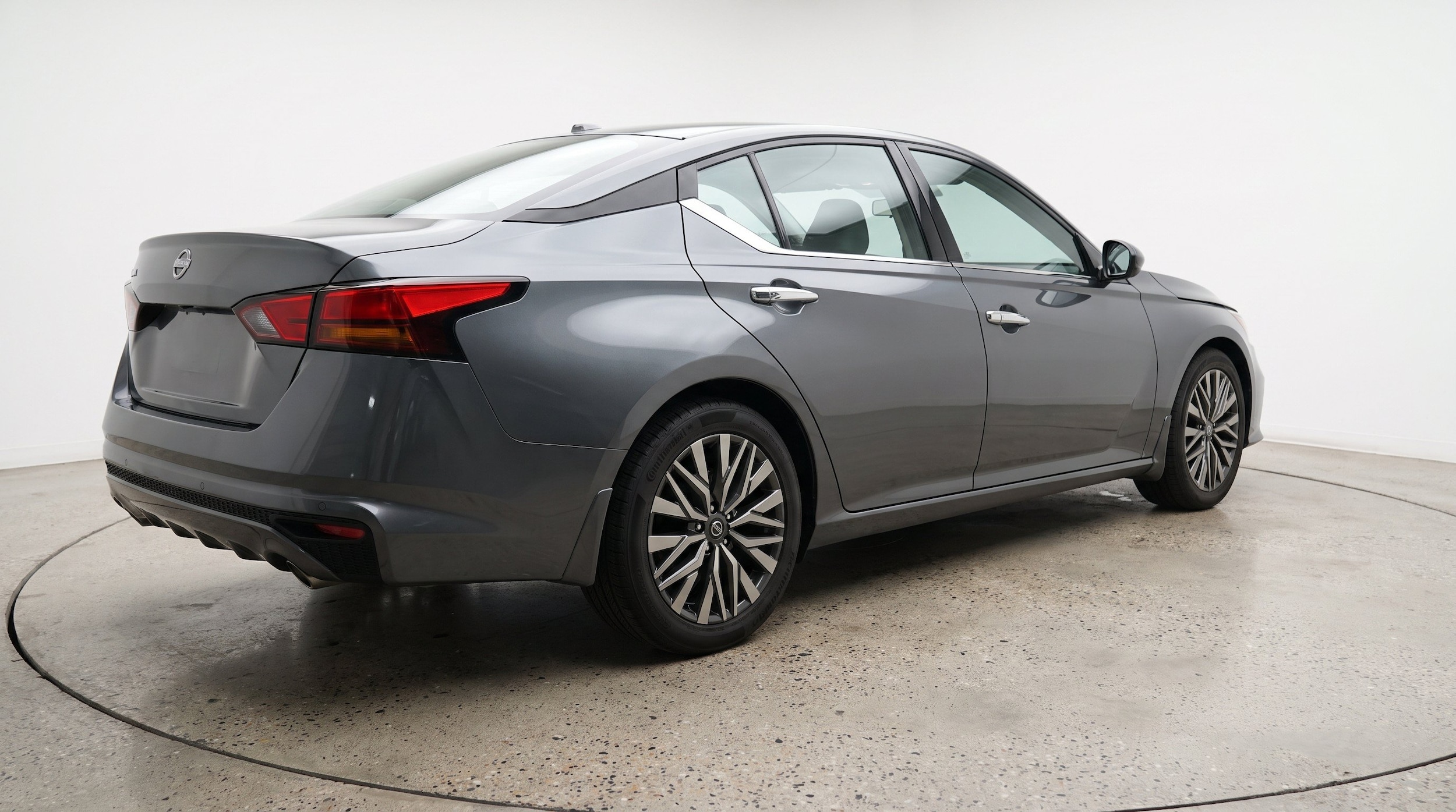 Thumbnail: 2025 Nissan Altima - 9