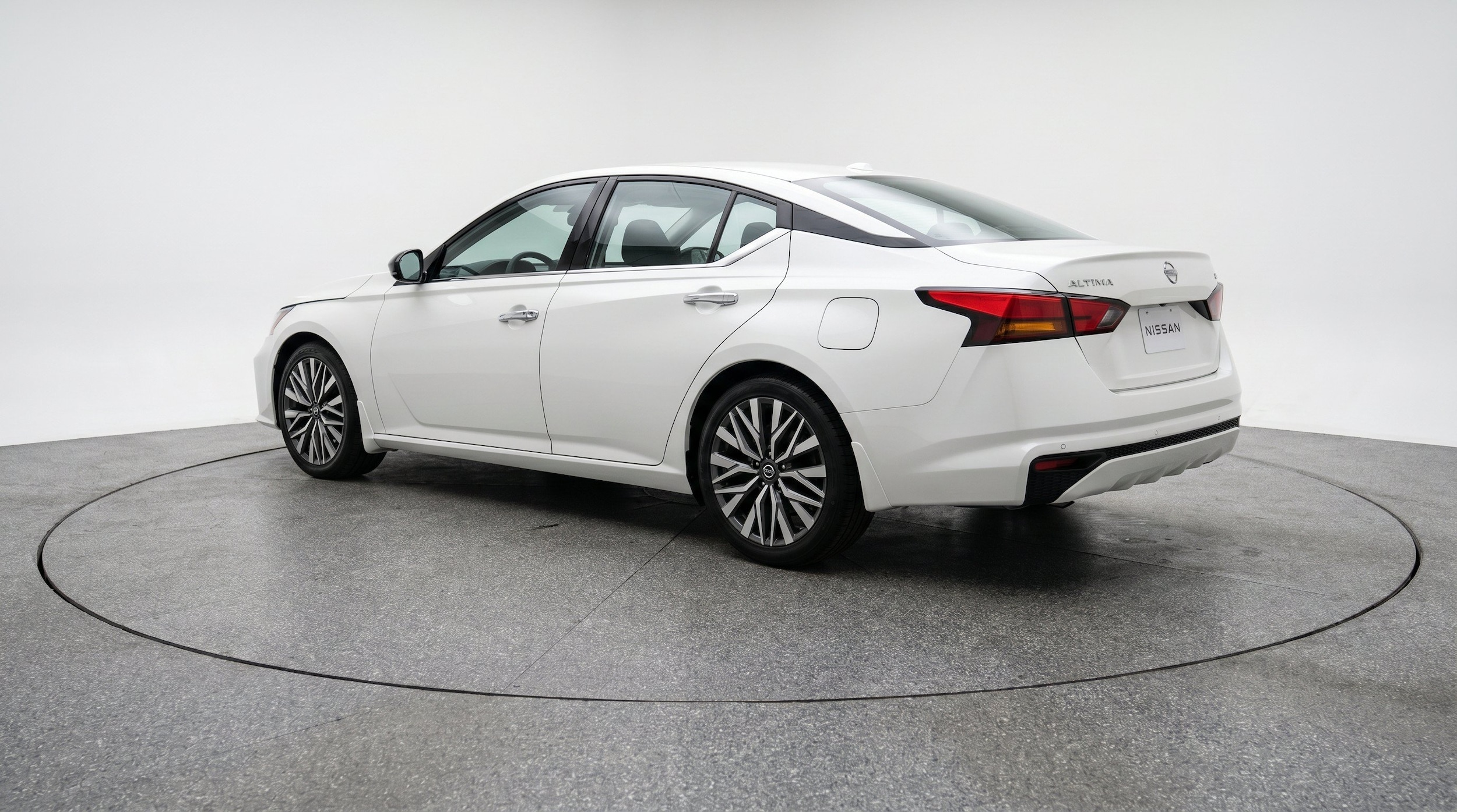 Thumbnail: 2025 Nissan Altima - 6