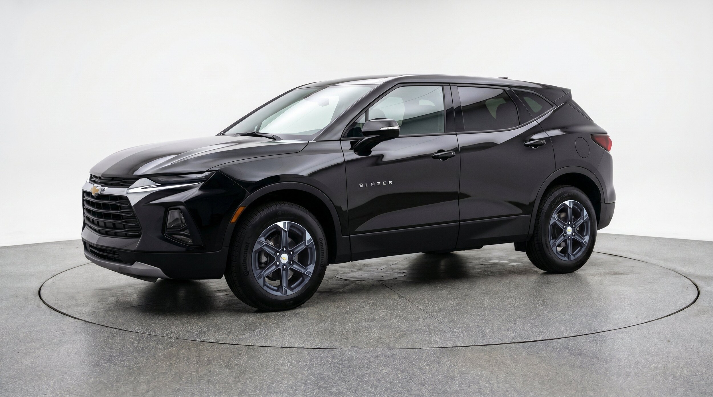Thumbnail: 2026 Chevrolet Blazer - 3