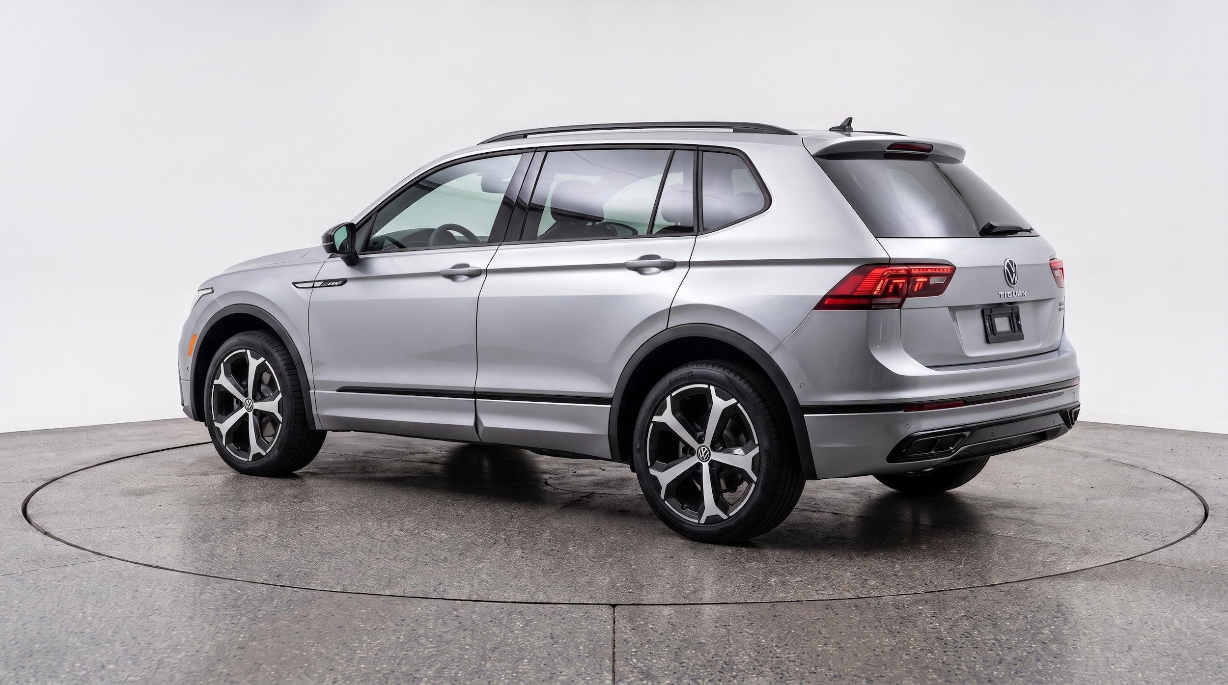 Thumbnail: 2026 Volkswagen Tiguan - 6
