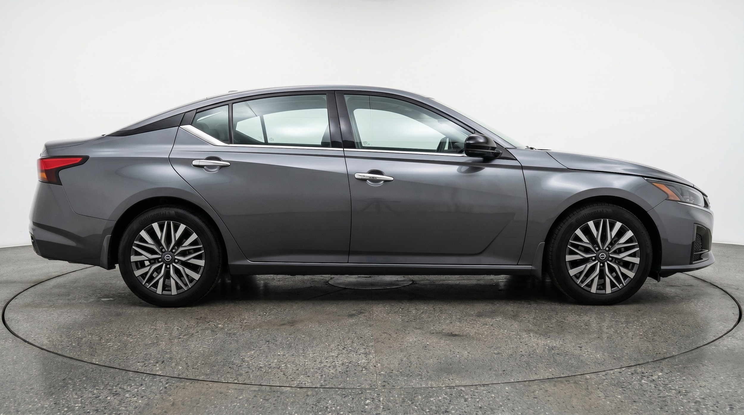 Thumbnail: 2025 Nissan Altima - 10