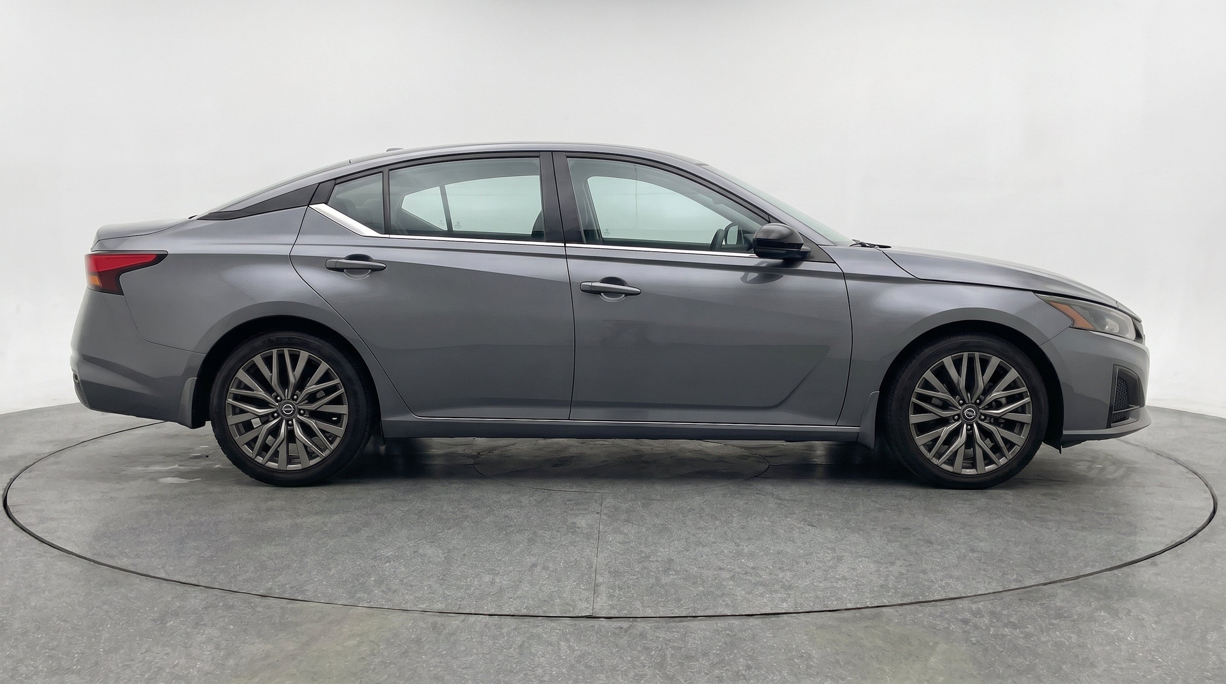 Thumbnail: 2025 Nissan Altima - 10