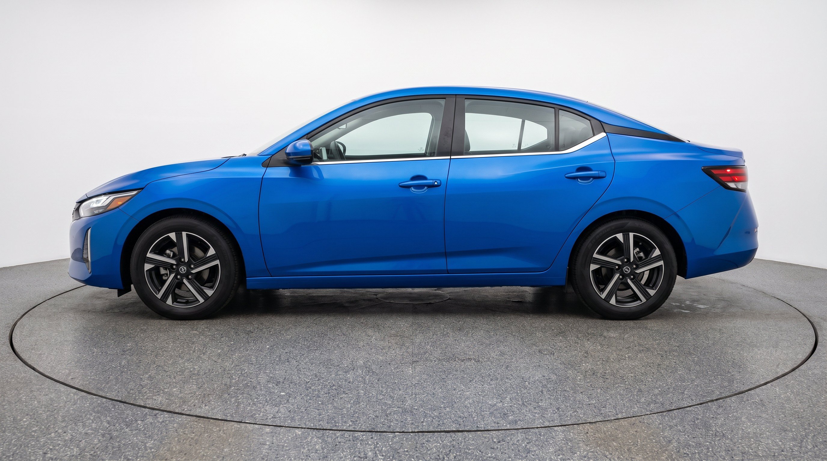 Thumbnail: 2025 Nissan Sentra - 5