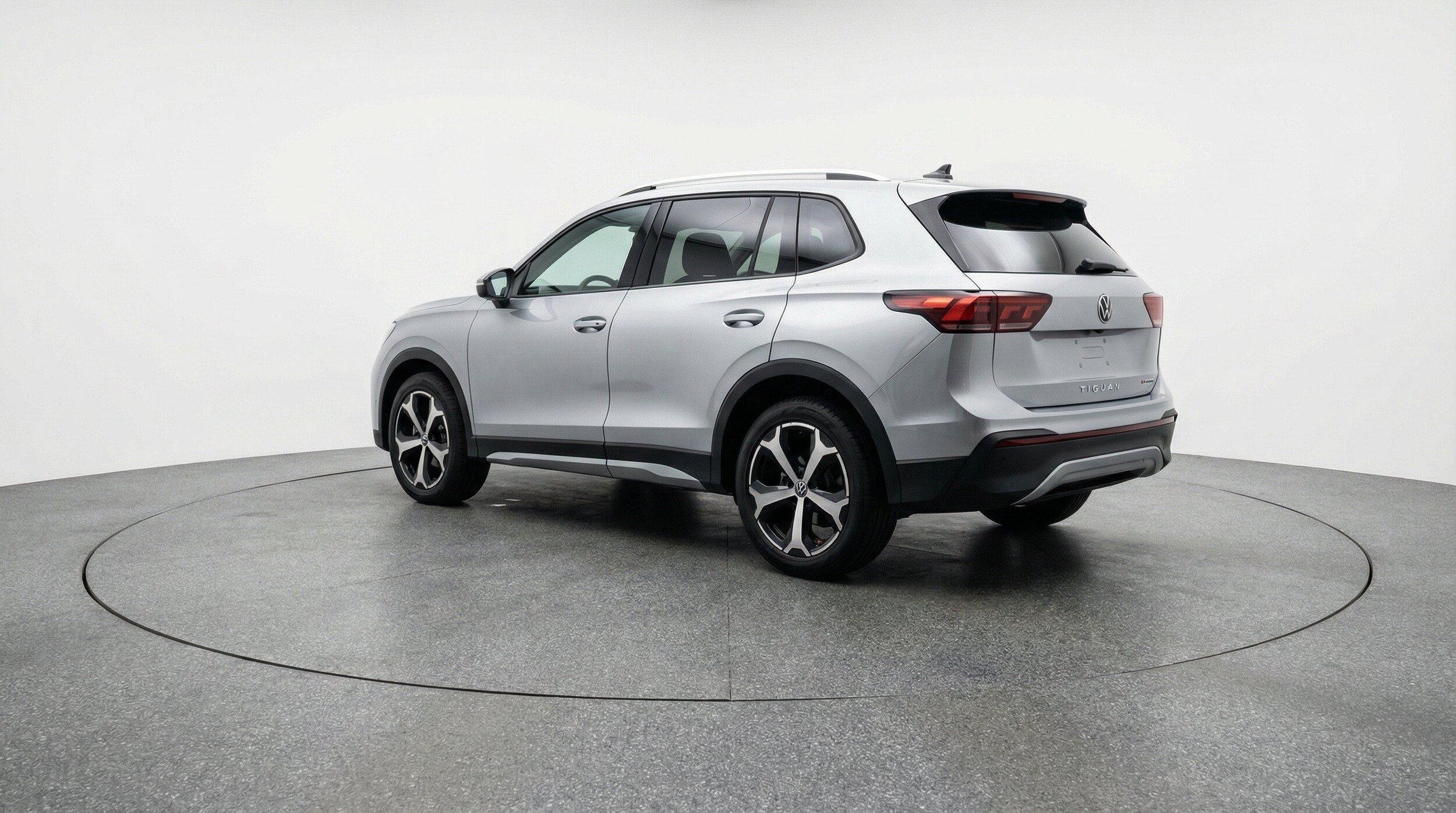 Thumbnail: 2026 Volkswagen Tiguan - 6