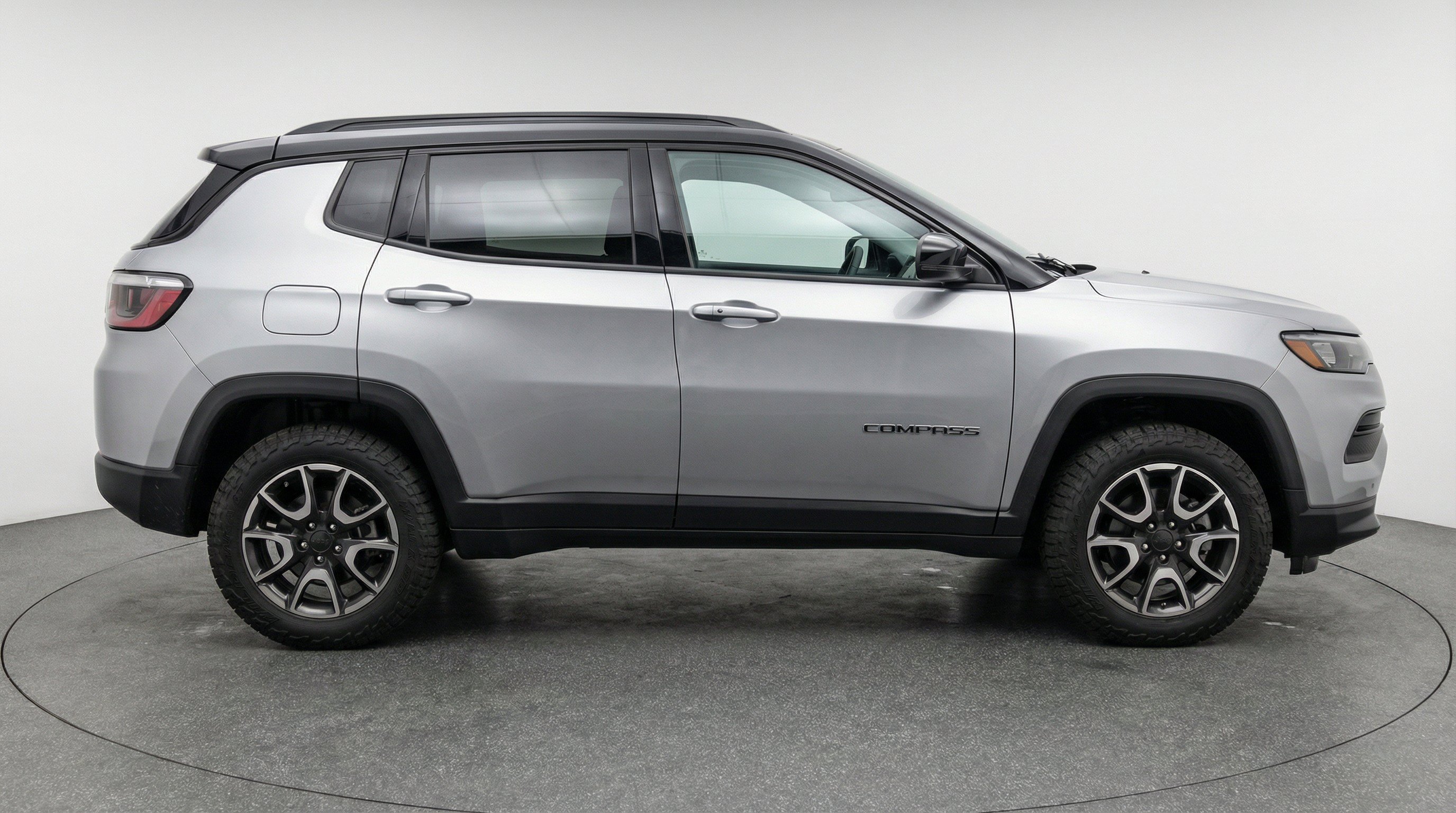 Thumbnail: 2025 Jeep Compass - 10
