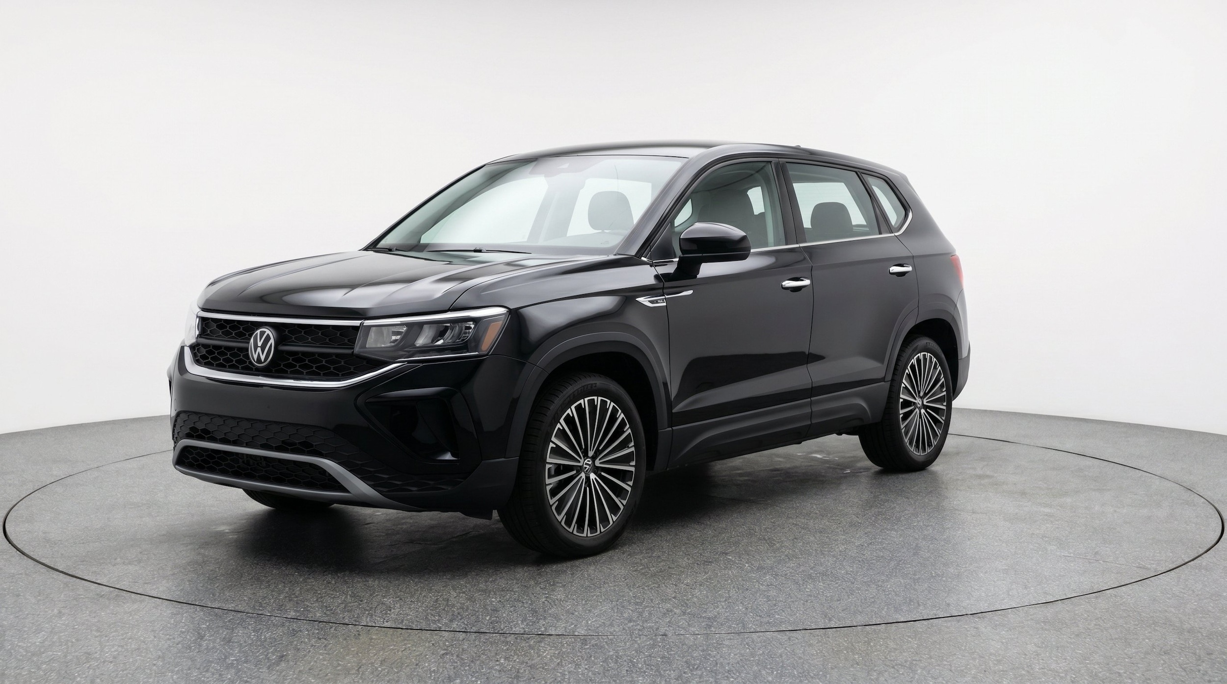 Thumbnail: 2026 Volkswagen Taos - 3