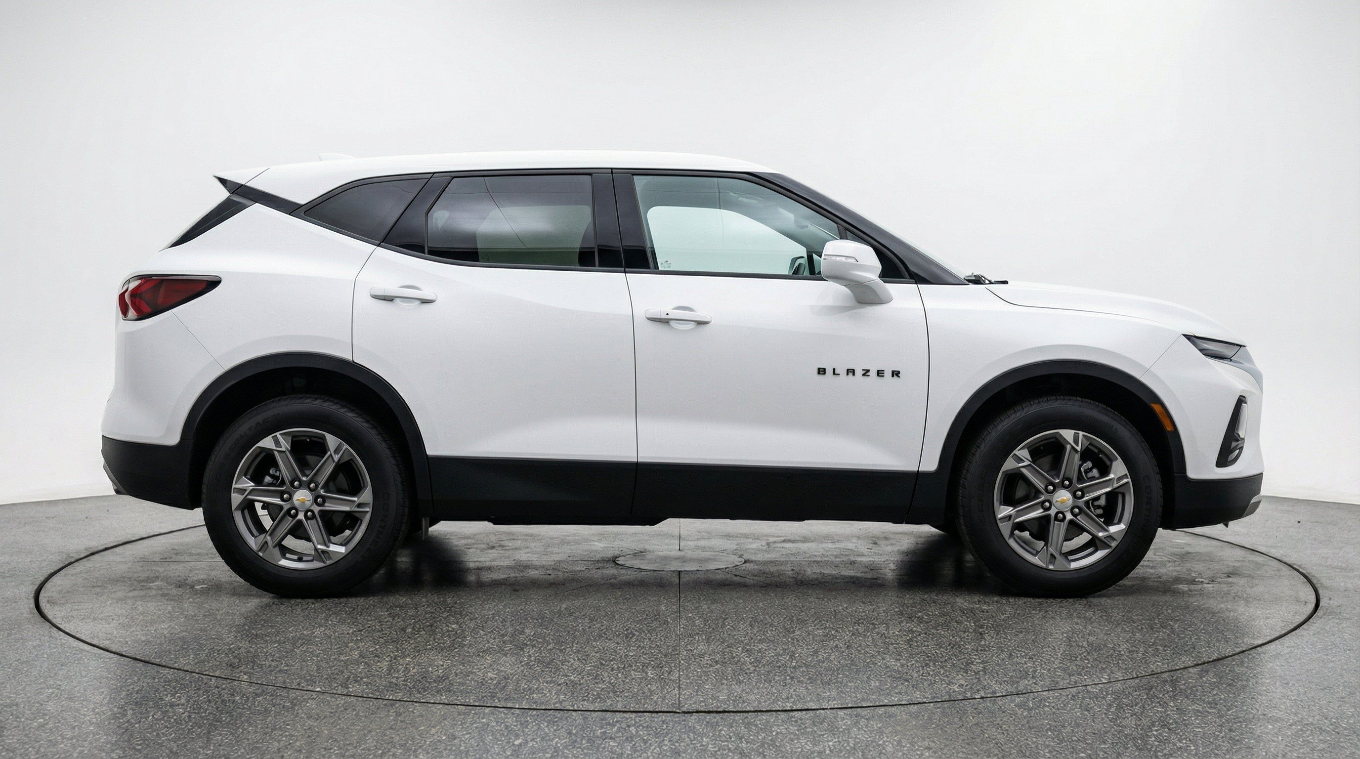 Thumbnail: 2025 Chevrolet Blazer - 10