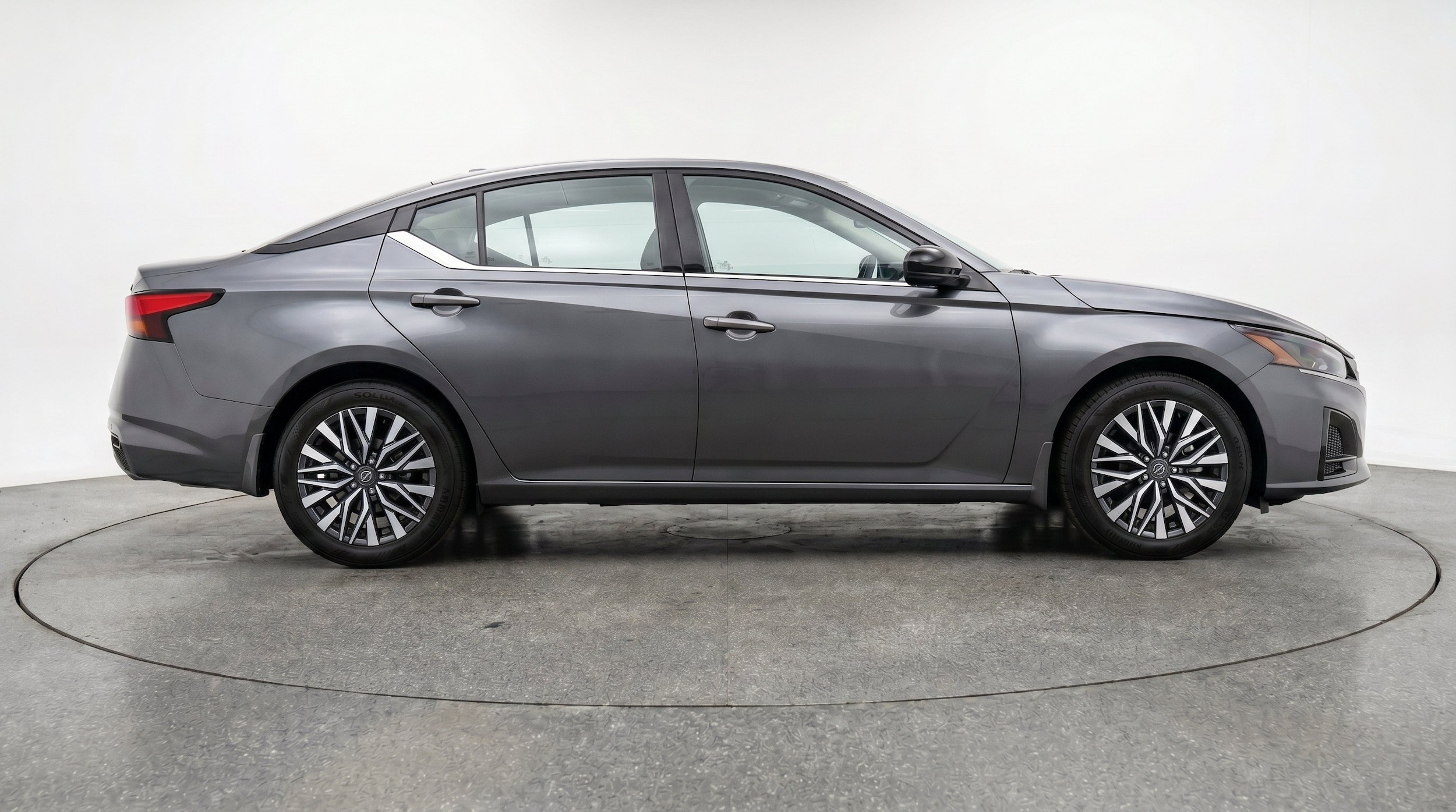 Thumbnail: 2025 Nissan Altima - 10