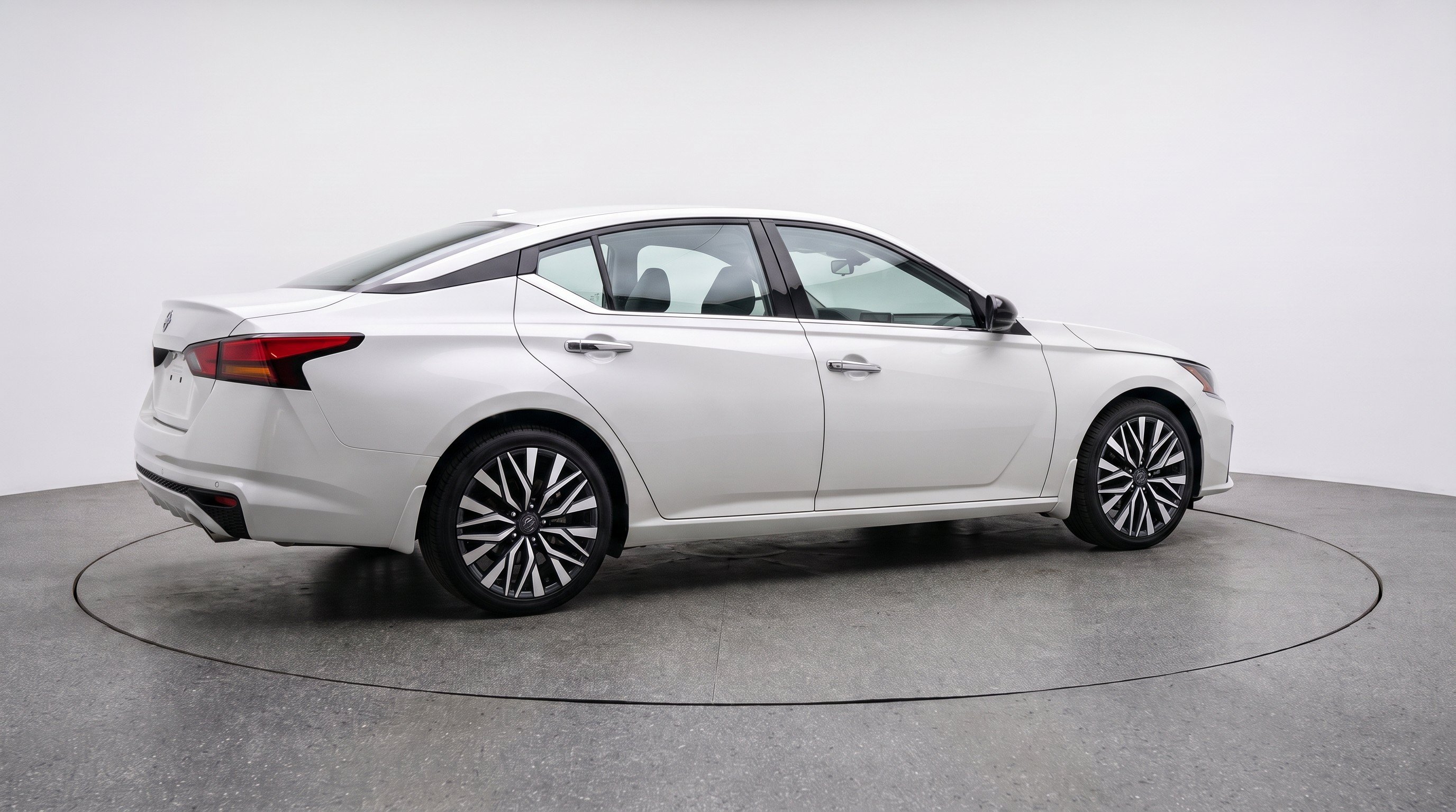 Thumbnail: 2025 Nissan Altima - 9