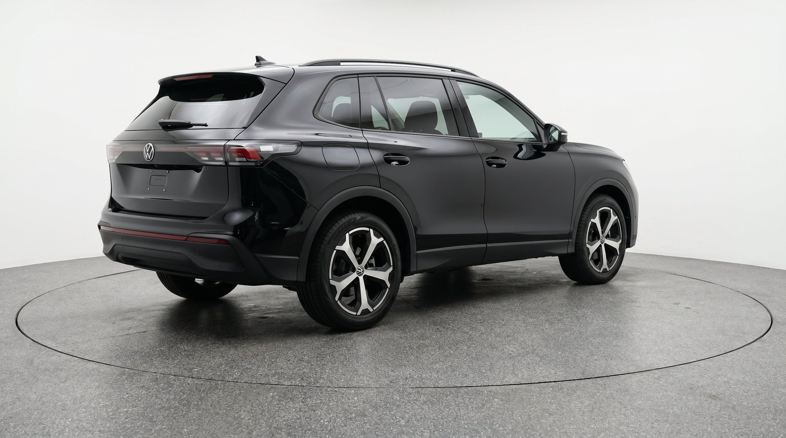 Thumbnail: 2026 Volkswagen Tiguan - 9