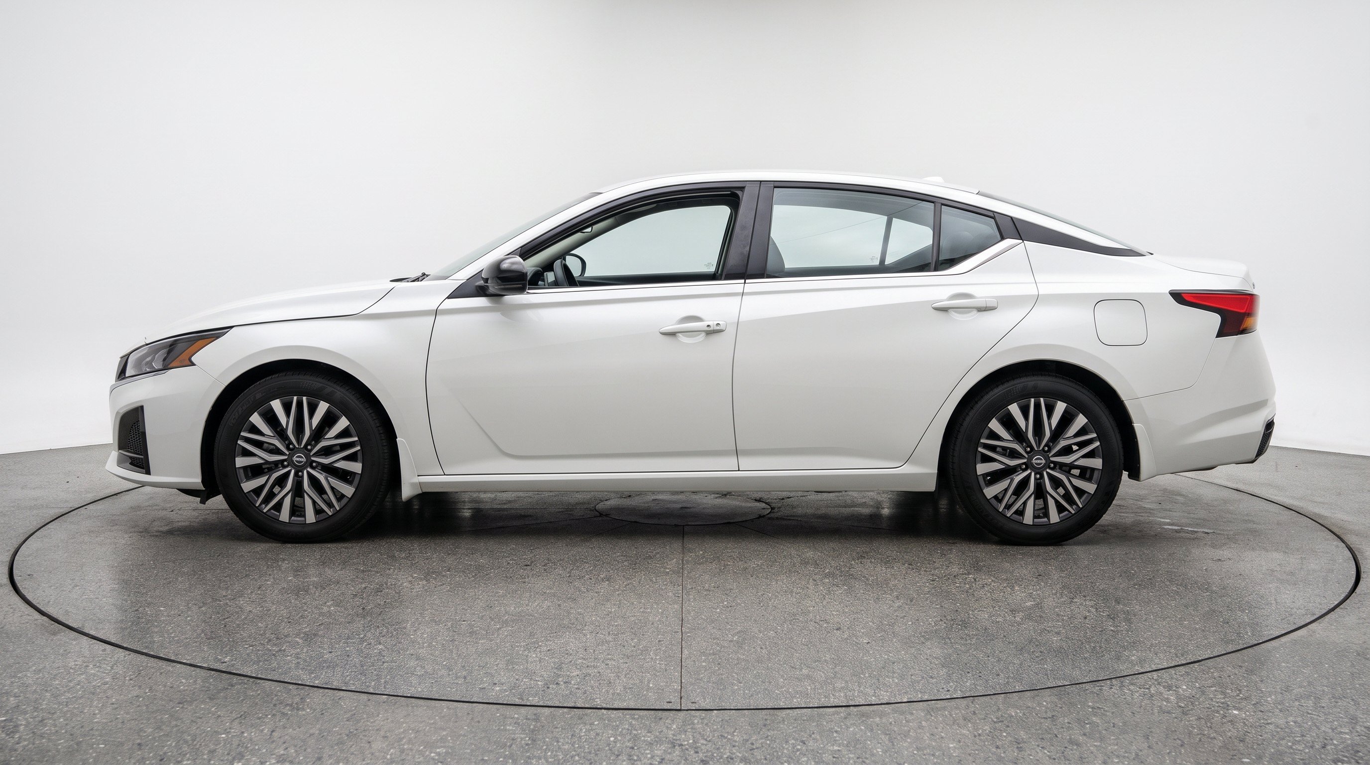 Thumbnail: 2026 Nissan Altima - 5