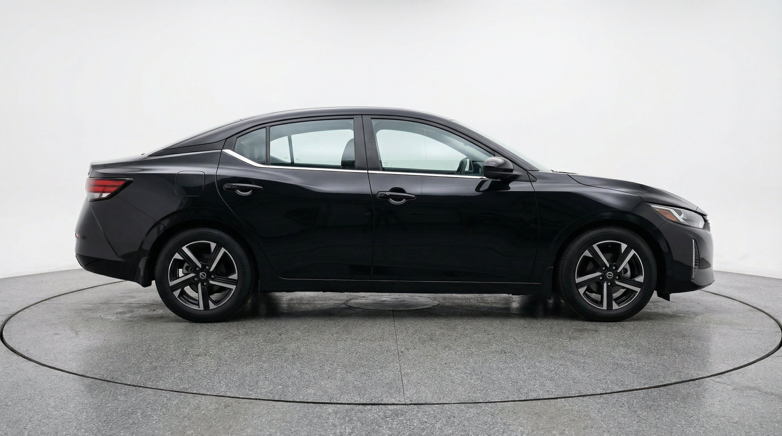 Thumbnail: 2025 Nissan Sentra - 11