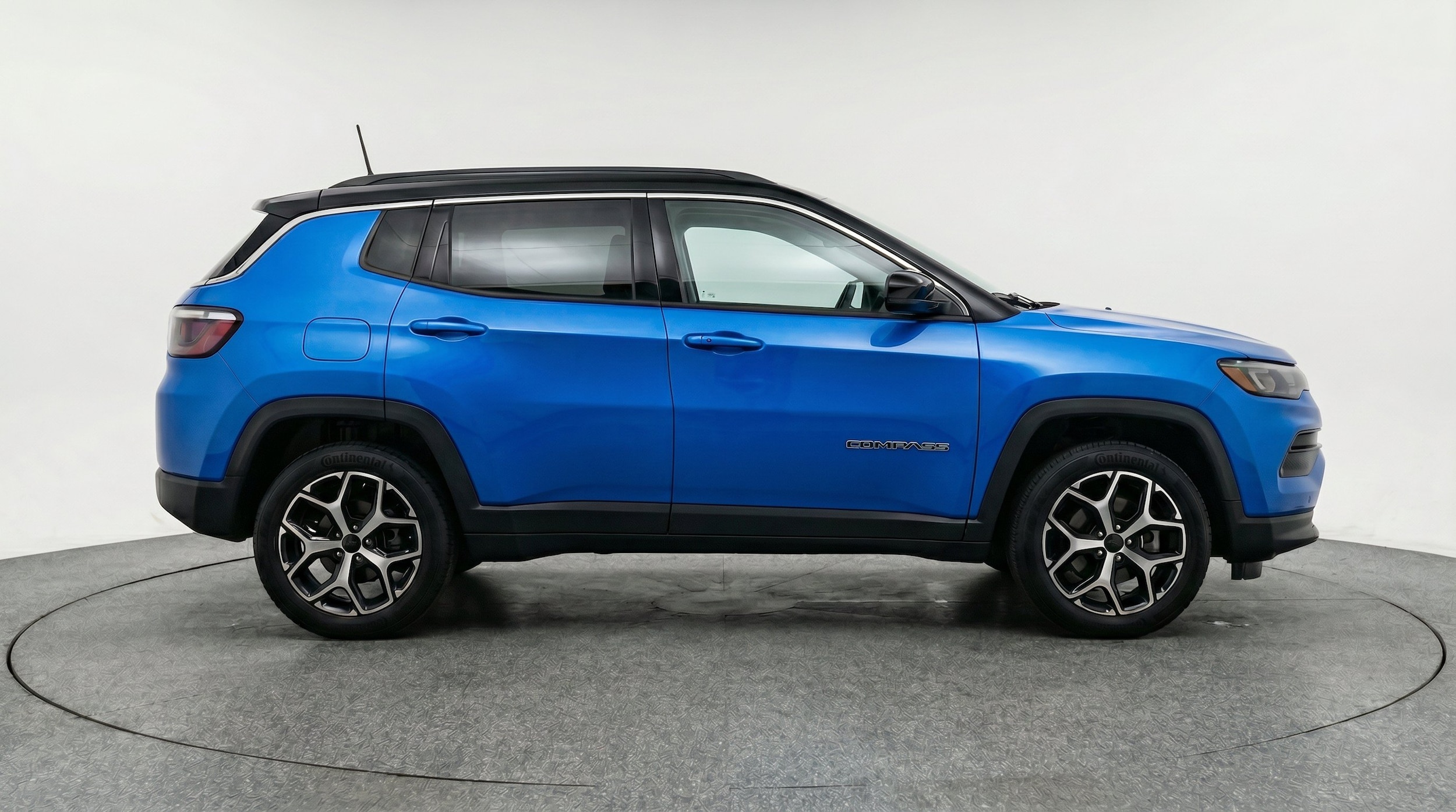 Thumbnail: 2025 Jeep Compass - 10