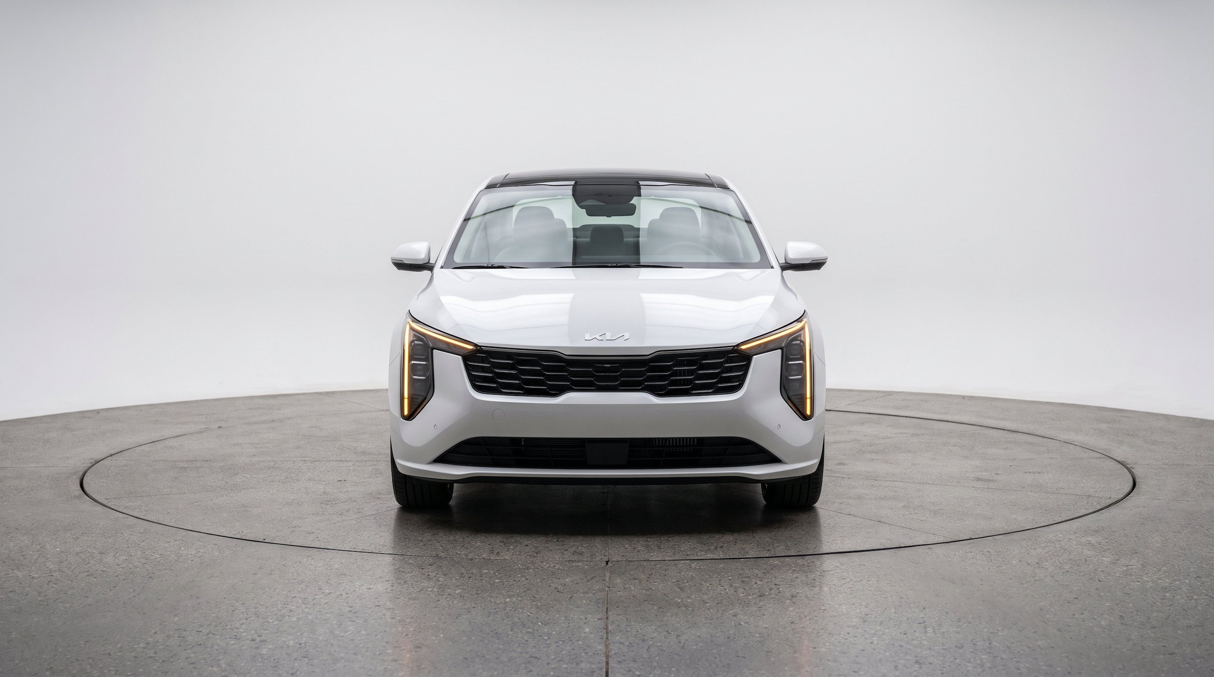 Thumbnail: 2025 Kia K4 - 2