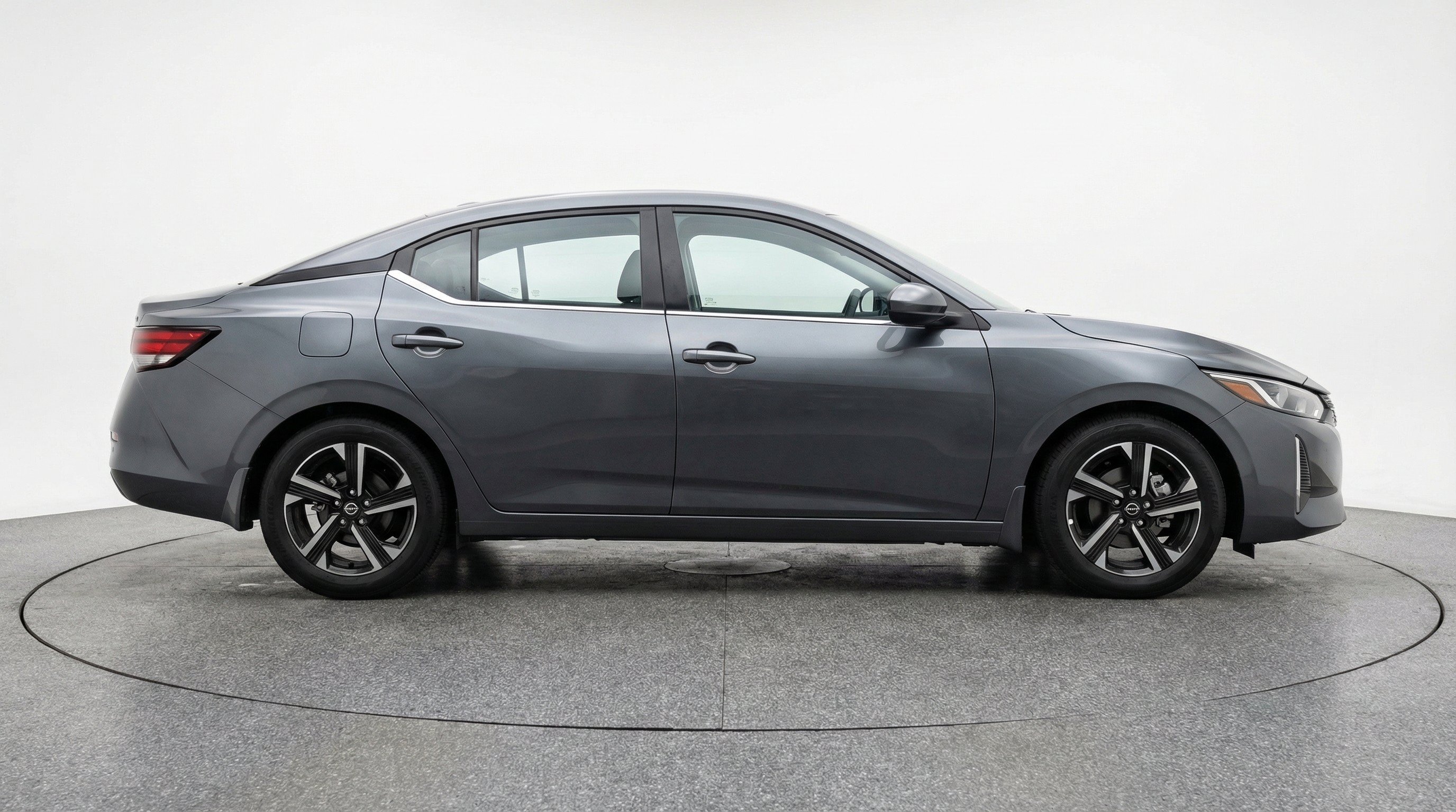 Thumbnail: 2025 Nissan Sentra - 10