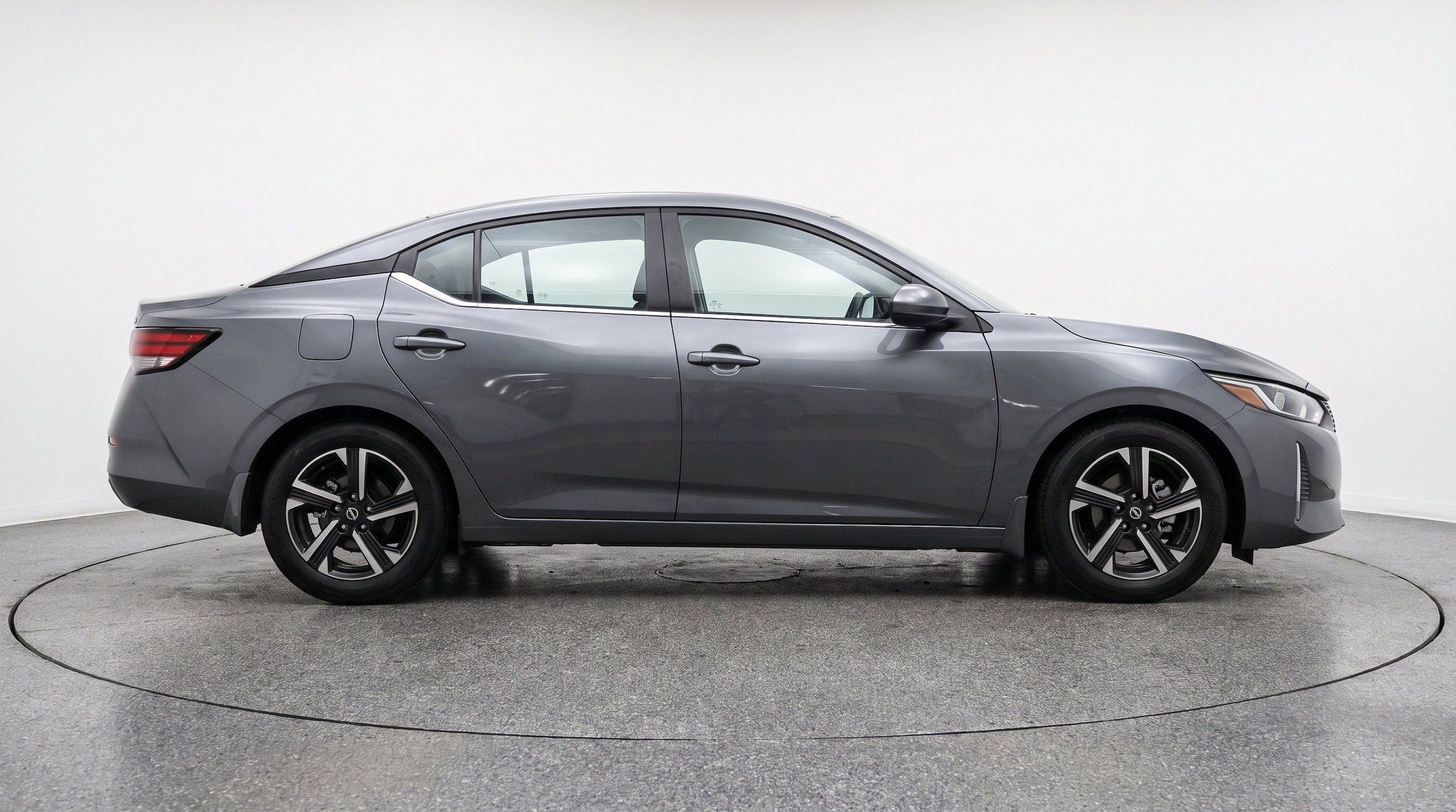 Thumbnail: 2025 Nissan Sentra - 10