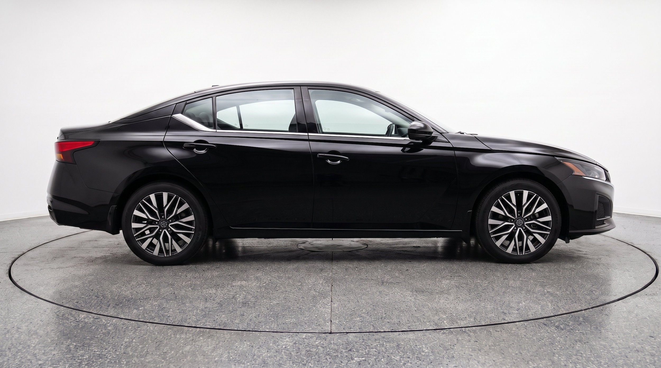 Thumbnail: 2026 Nissan Altima - 10