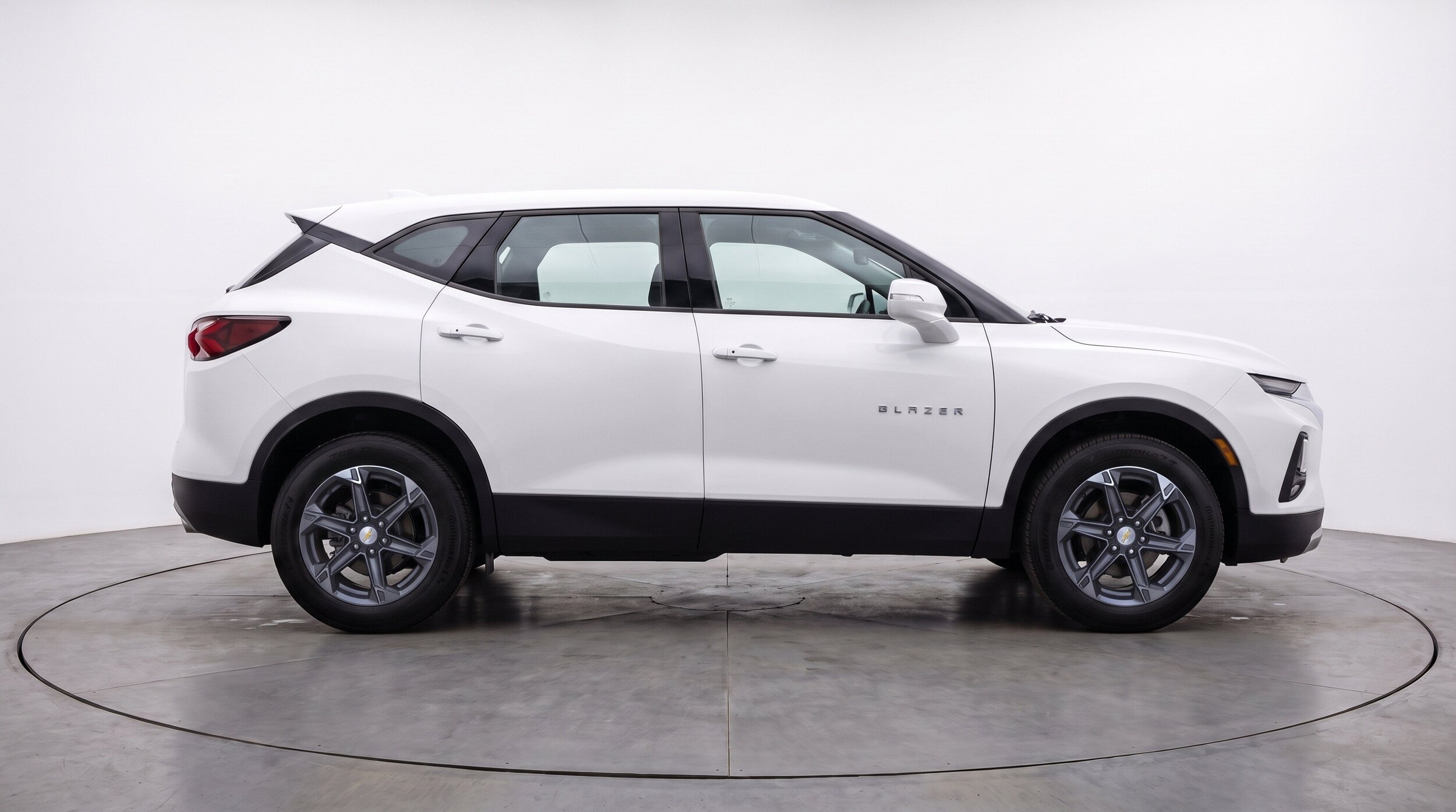 Thumbnail: 2025 Chevrolet Blazer - 10