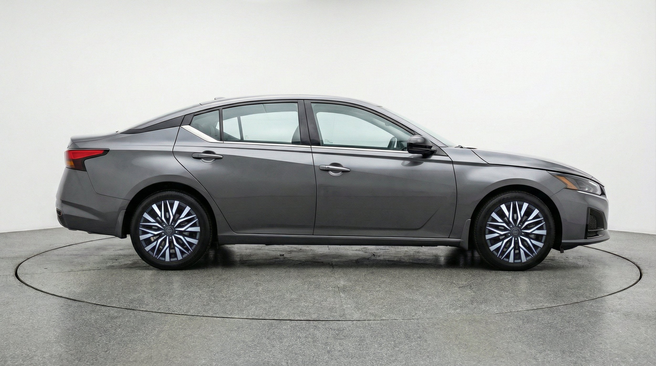 Thumbnail: 2025 Nissan Altima - 10