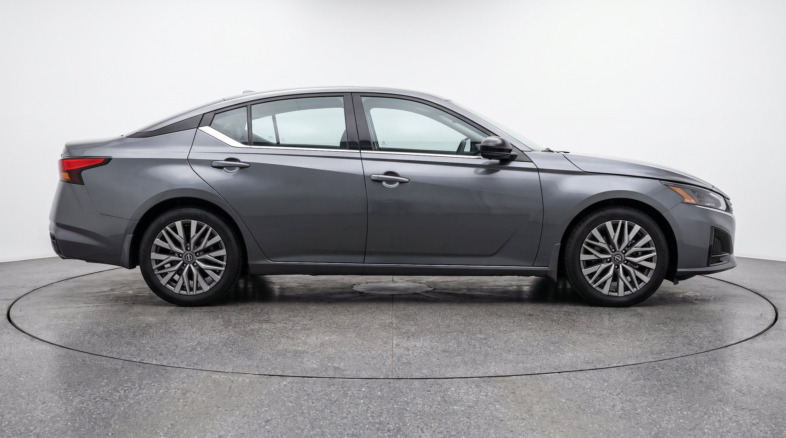 Thumbnail: 2025 Nissan Altima - 10