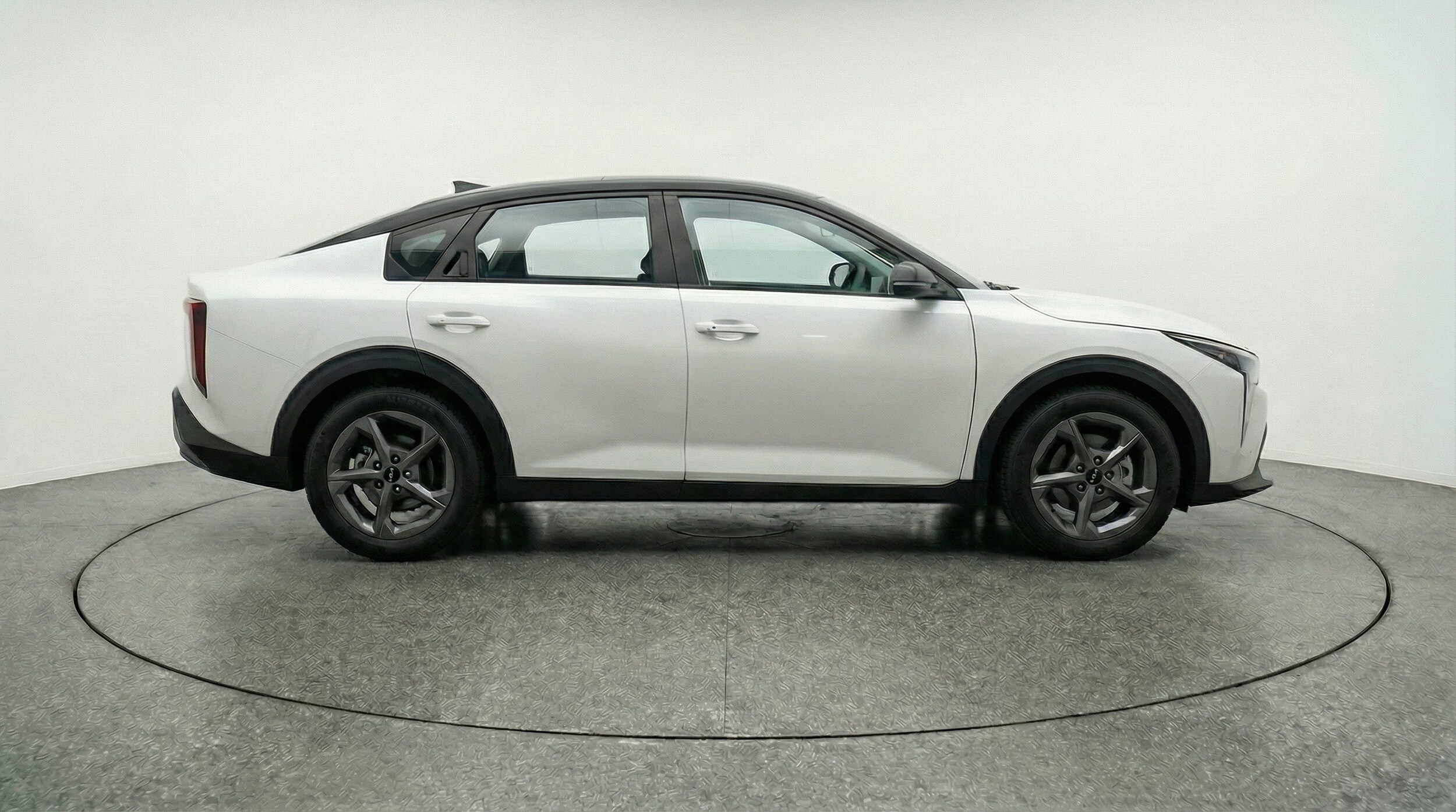 Thumbnail: 2026 Kia K4 - 10