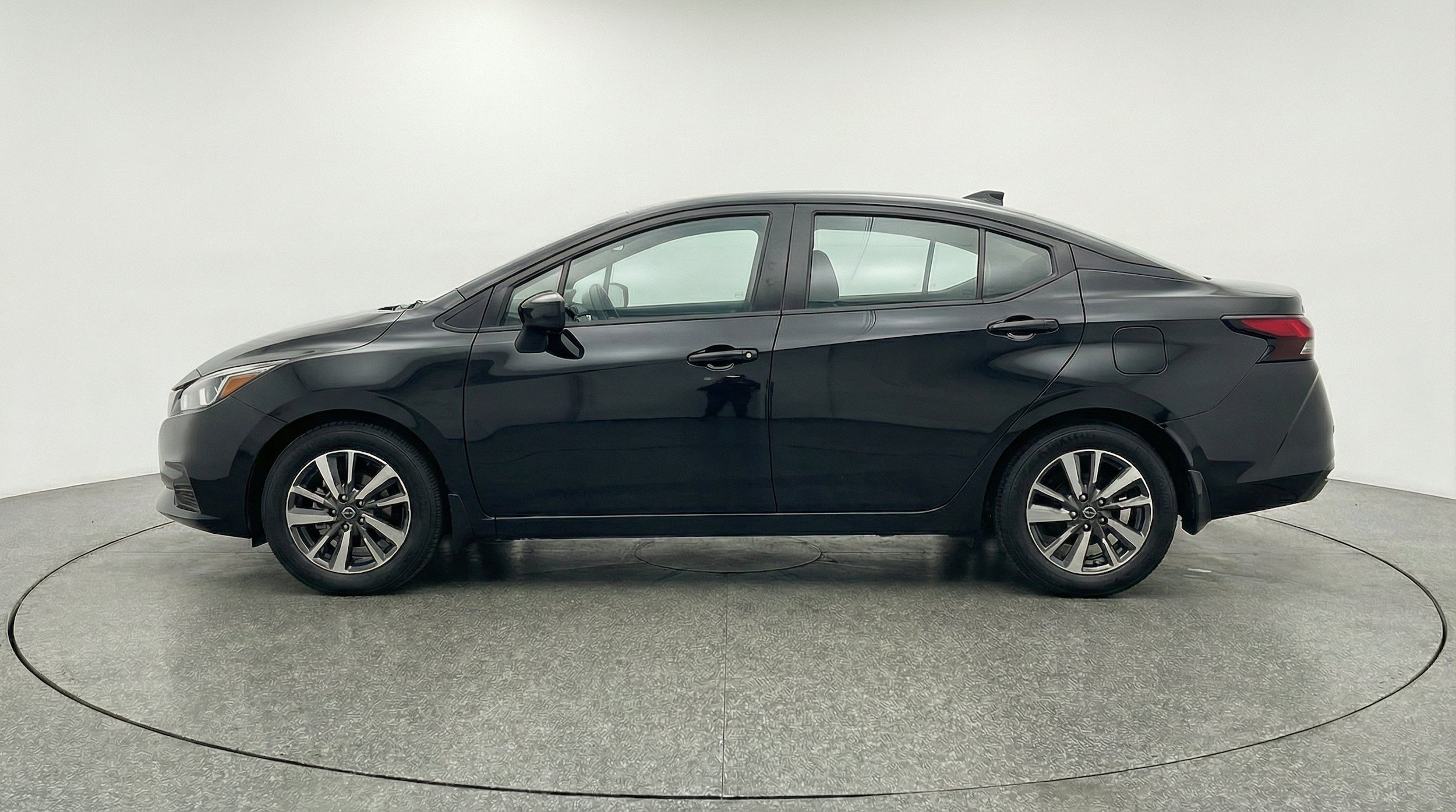Thumbnail: 2025 Nissan Versa - 5