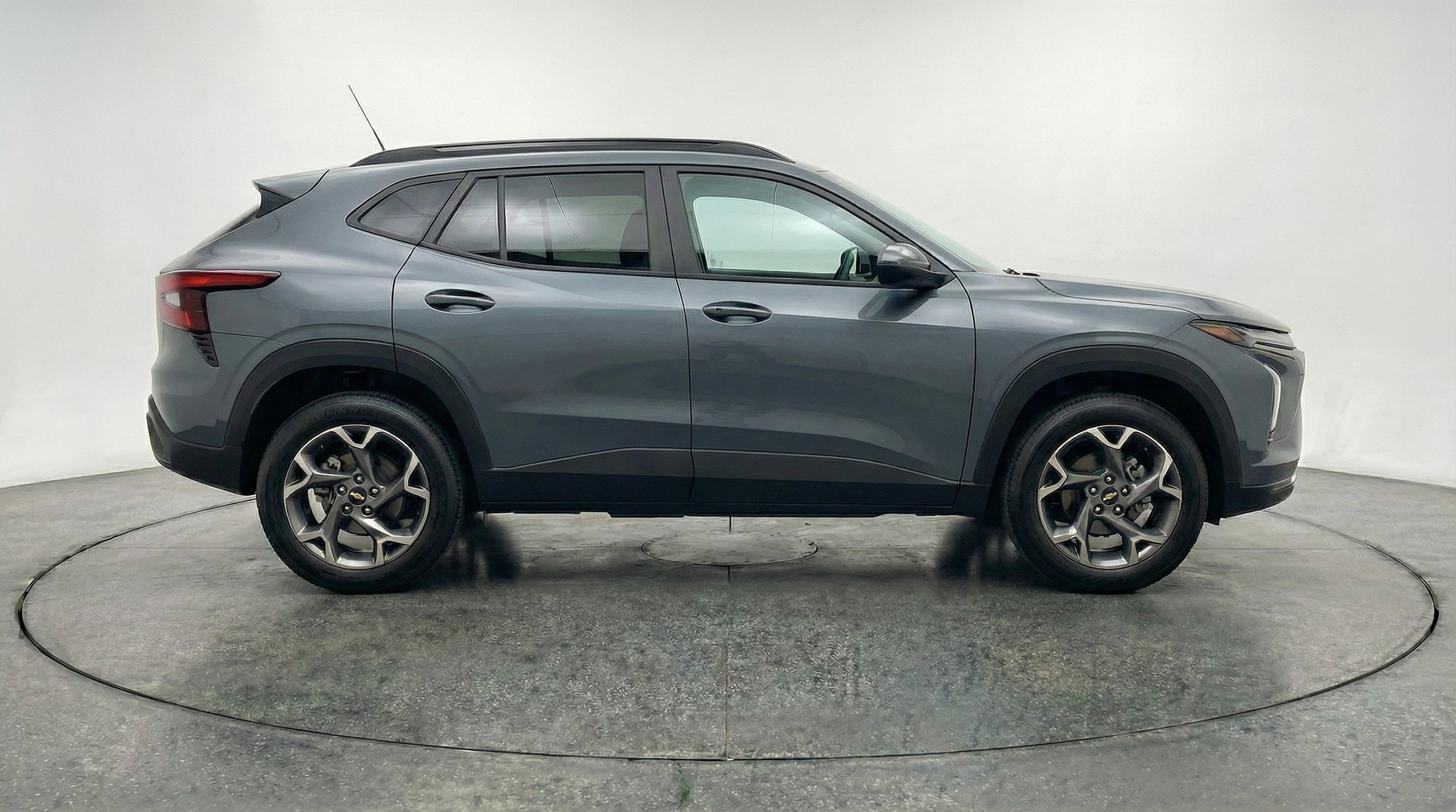 Thumbnail: 2025 Chevrolet Trax - 10